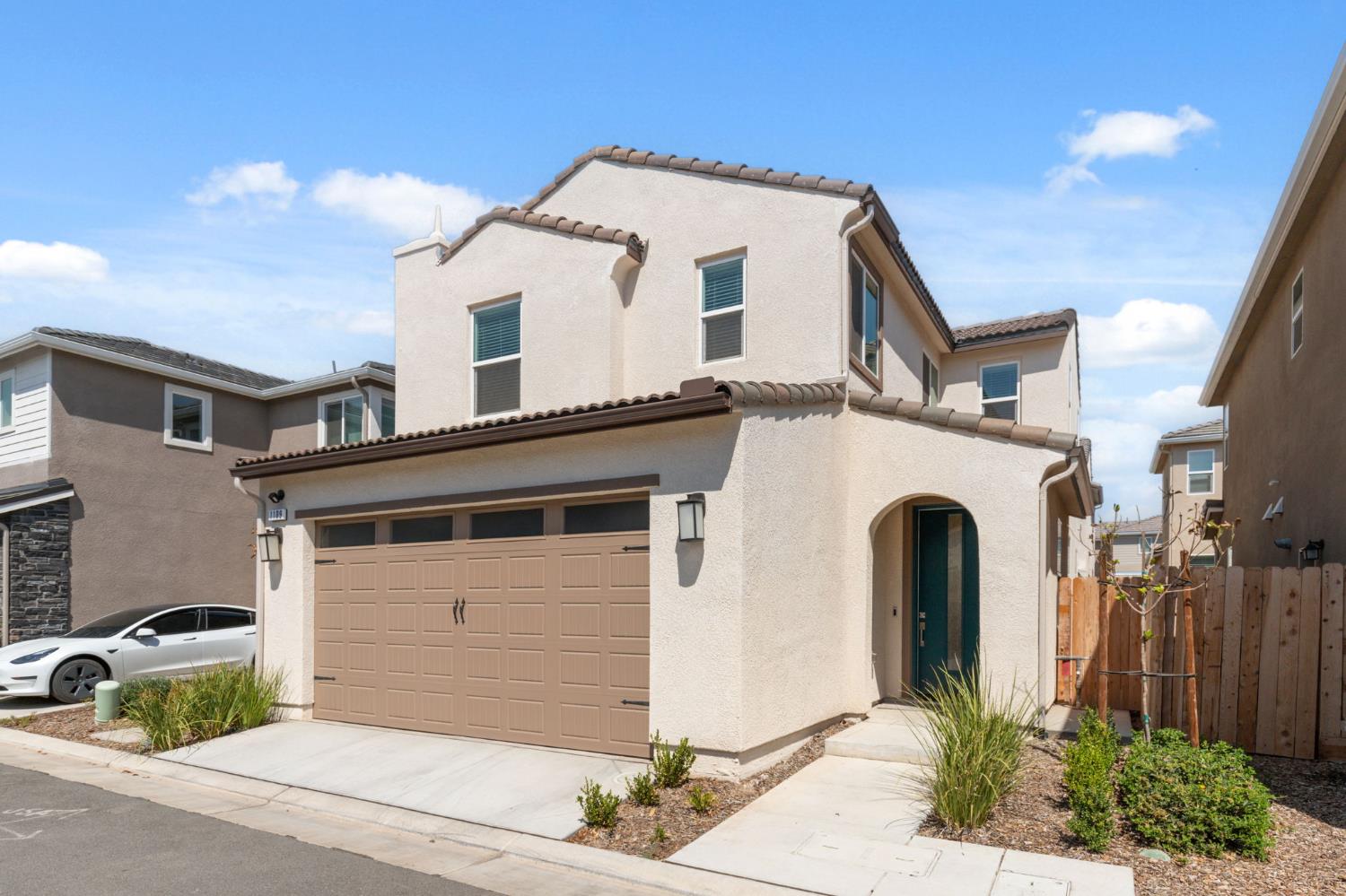 Single Family in Madera - main photo