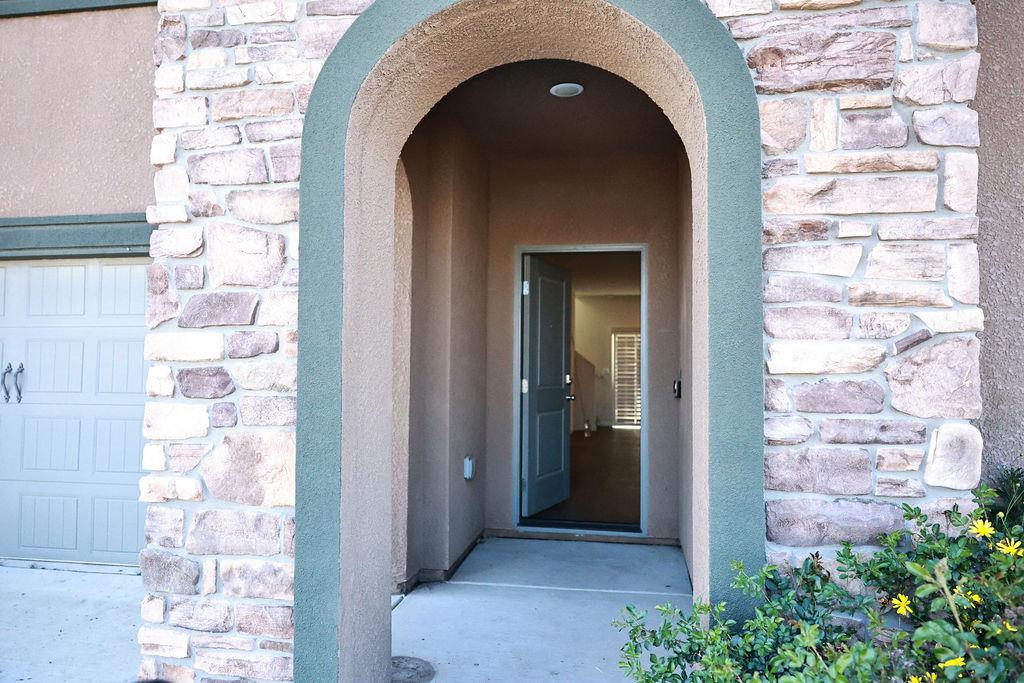 1382 Shoreline Drive, Madera, CA, 93637