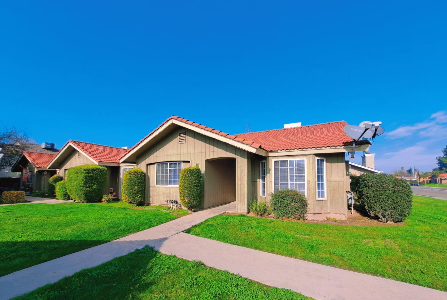 Fourplex in Madera - photo 2
