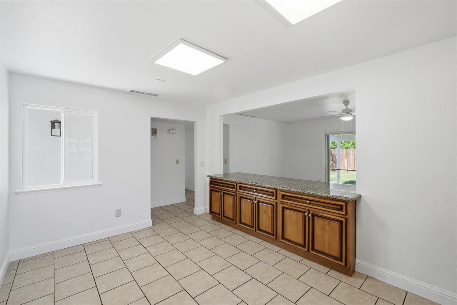 4907 E Platt Avenue, Fresno, CA, 93727