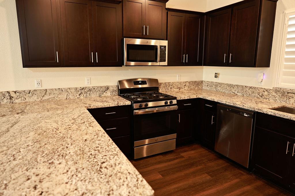 1382 Shoreline Drive, Madera, CA, 93637