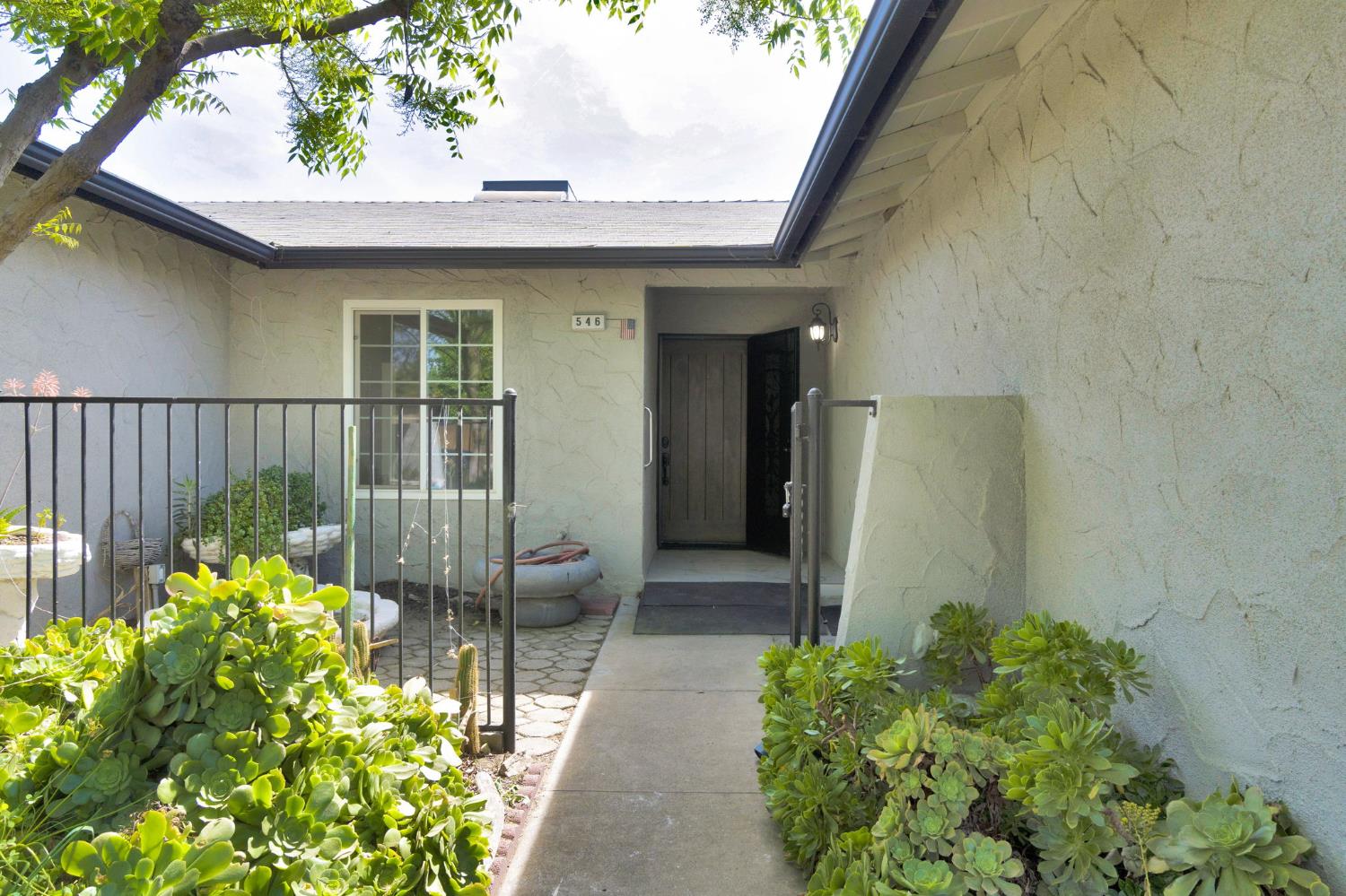 Single Family in Clovis - photo 3