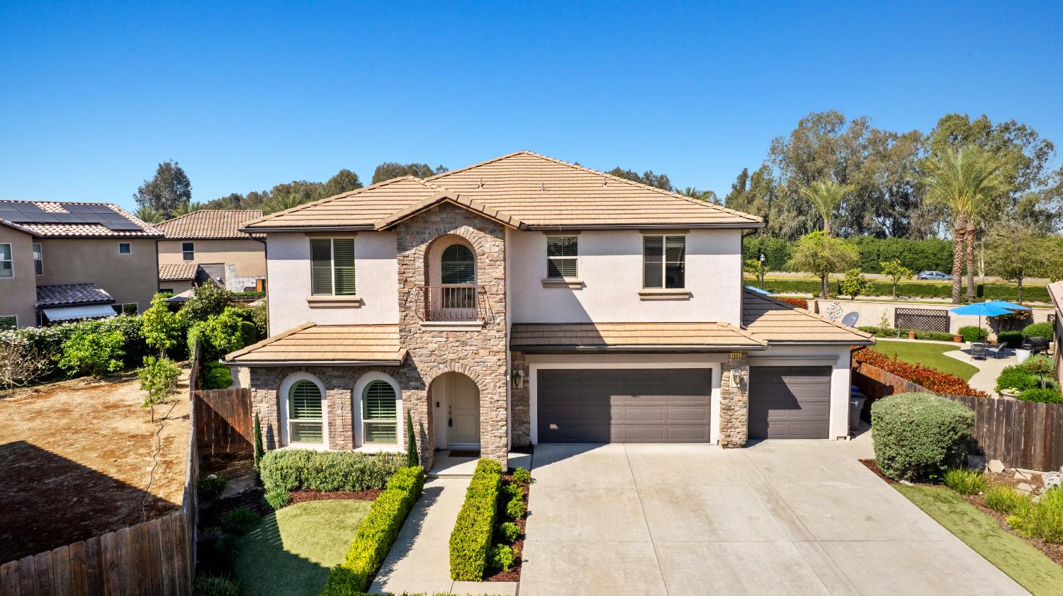 1805 E Bella Rosa Avenue, Fresno, CA, 93730