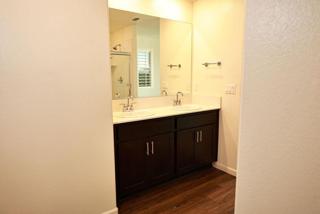 1382 Shoreline Drive, Madera, CA, 93637