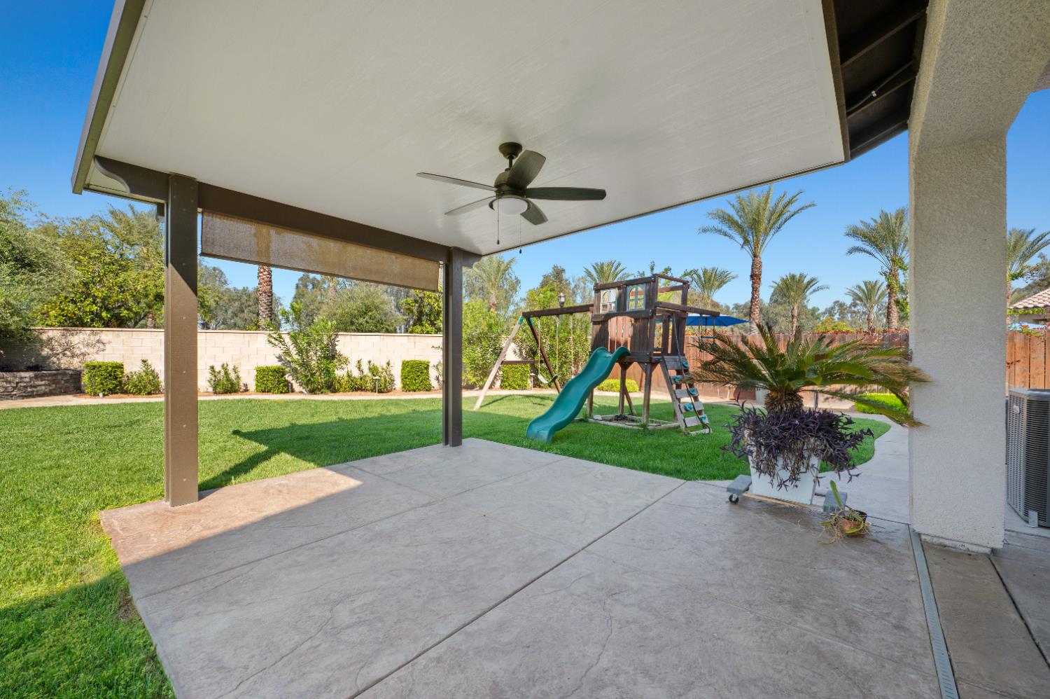 1805 E Bella Rosa Avenue, Fresno, CA, 93730