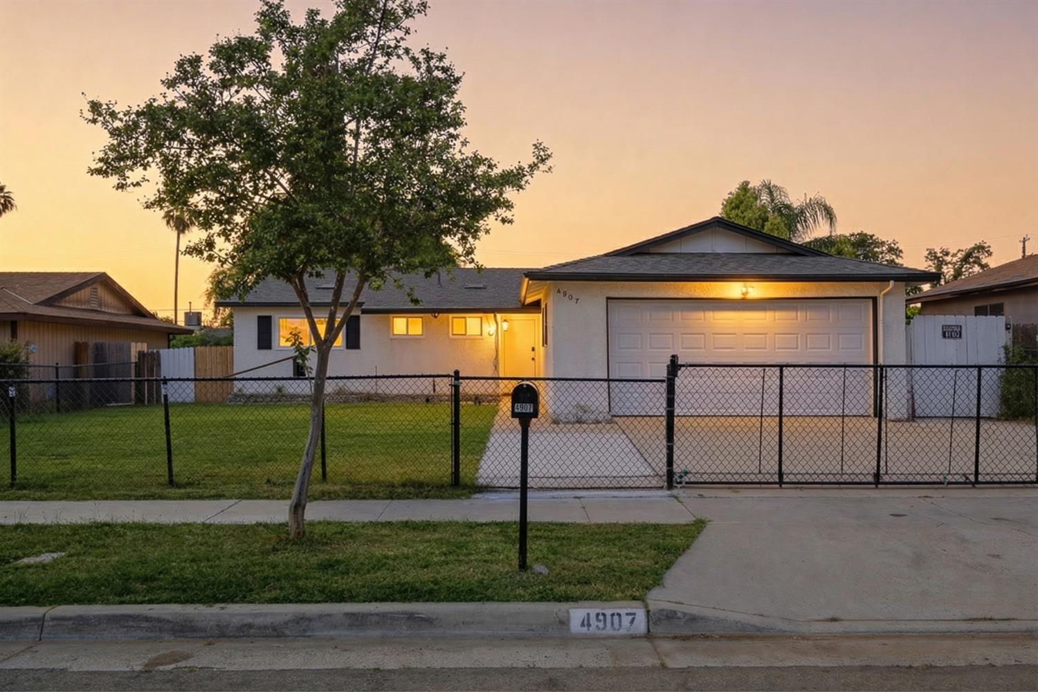 4907 E Platt Avenue, Fresno, CA, 93727