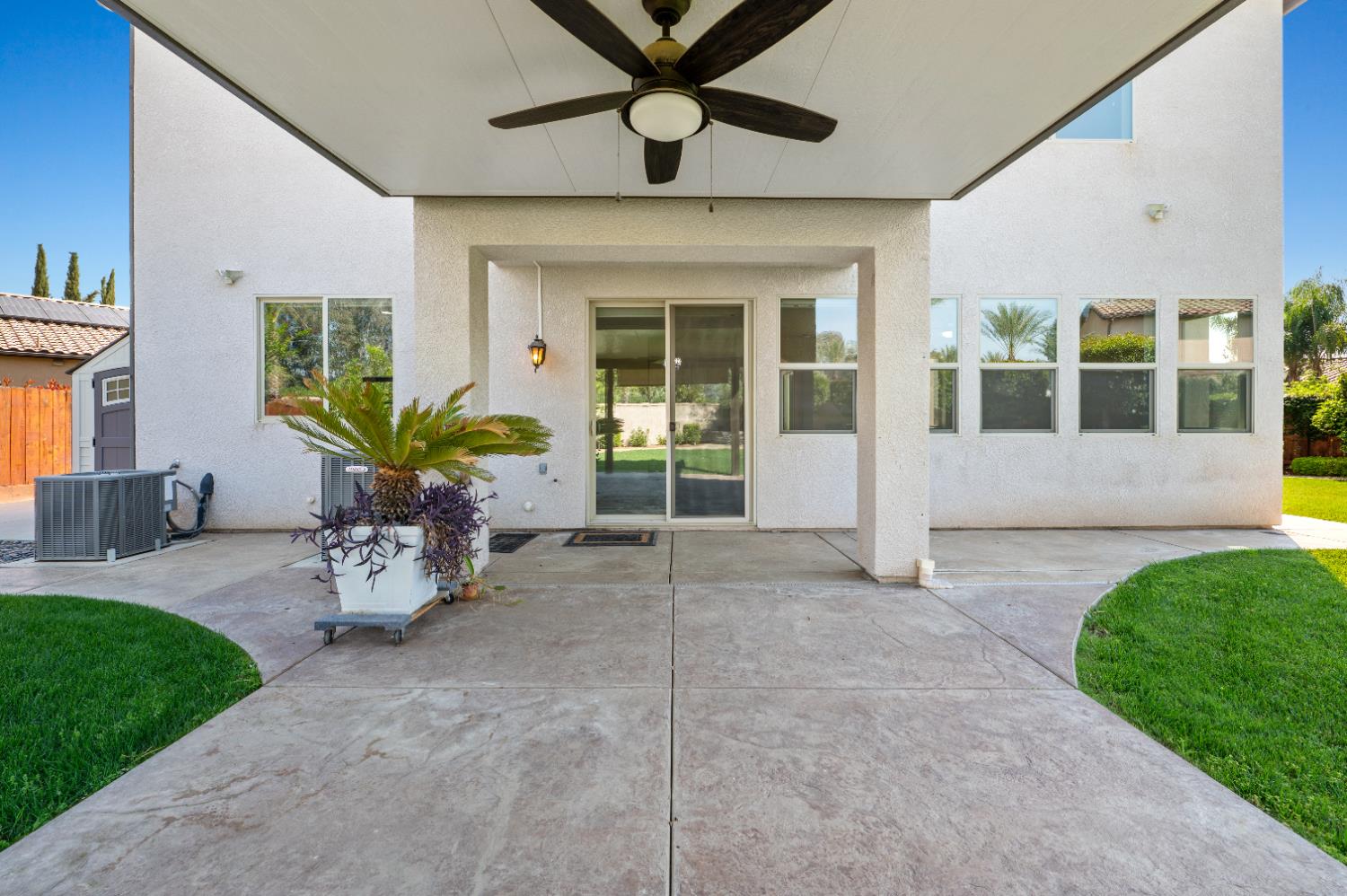 1805 E Bella Rosa Avenue, Fresno, CA, 93730