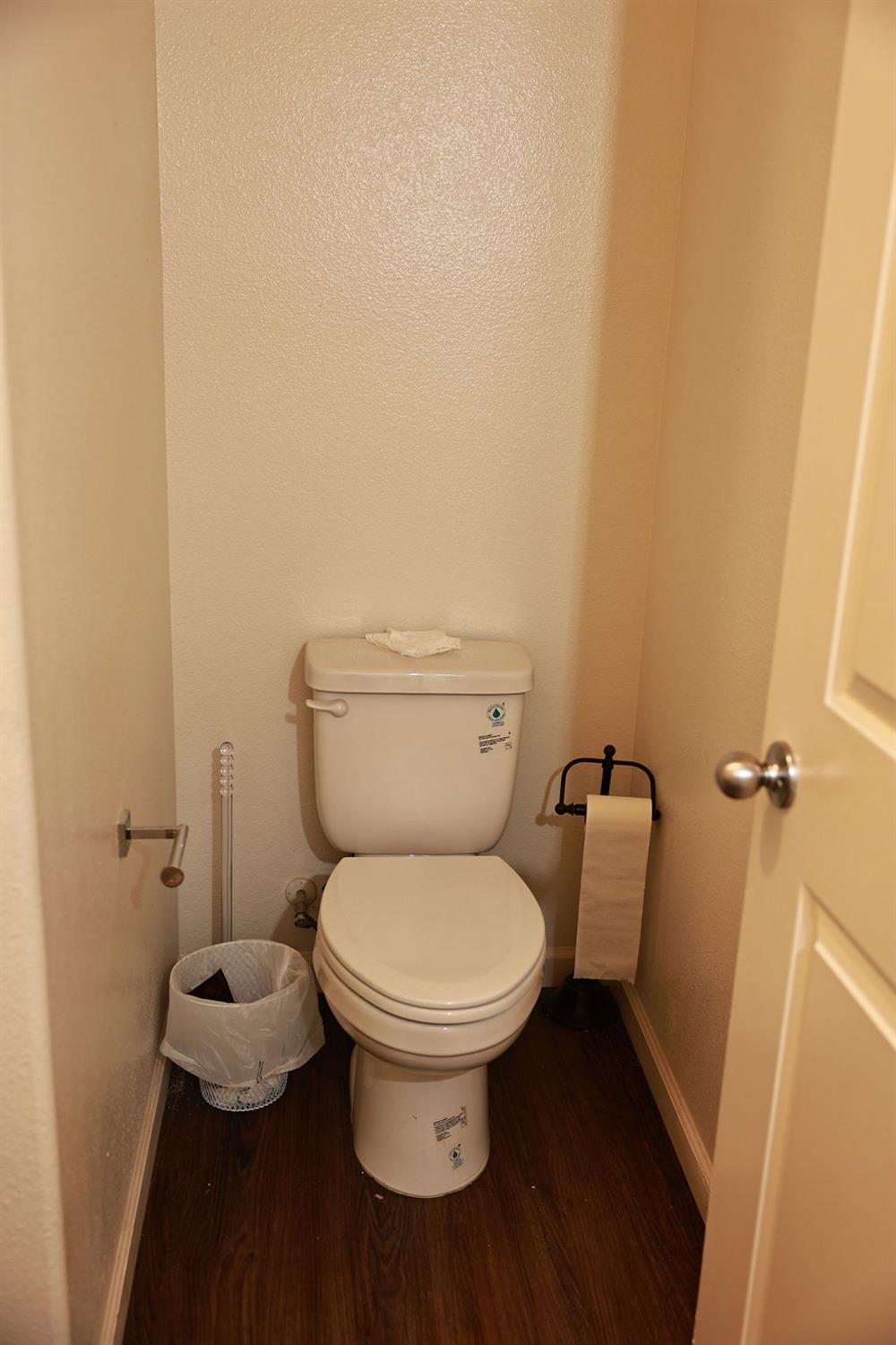 1382 Shoreline Drive, Madera, CA, 93637