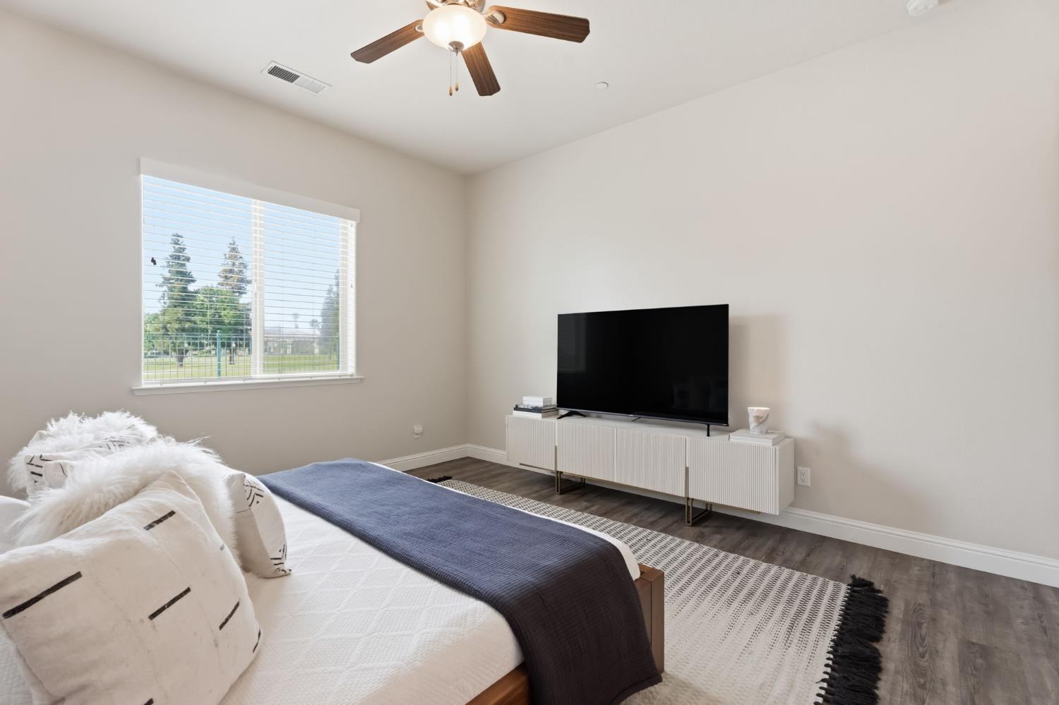 1850 E Green Sage Avenue, Fresno, CA, 93730