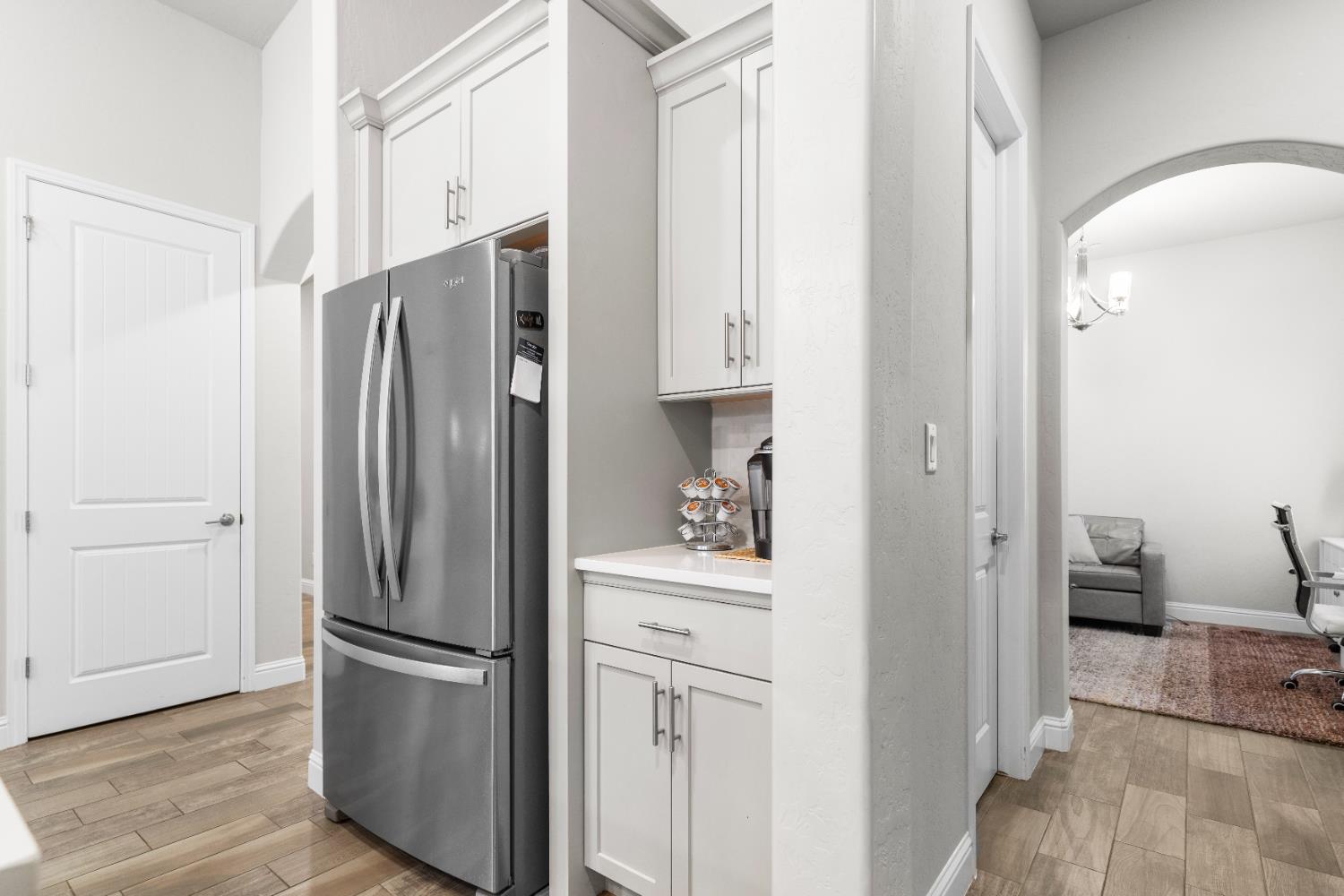 2785 N Armstrong Avenue, Fresno, CA, 93727