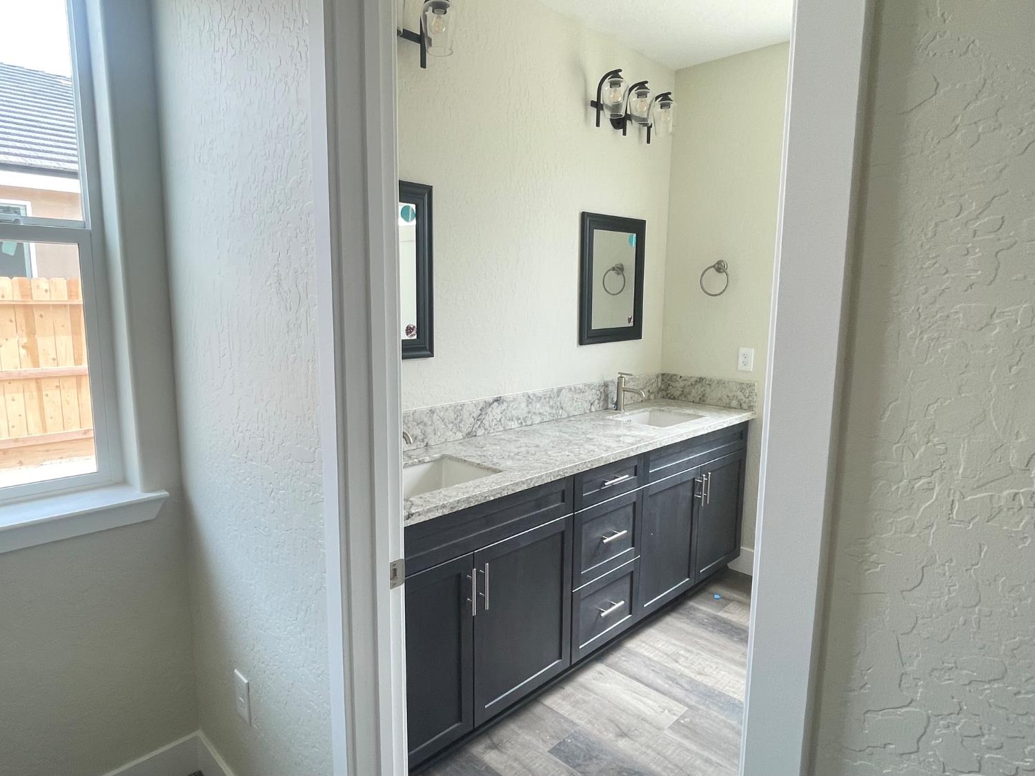 16171 West Monterey Ave, Kerman, CA, 93630