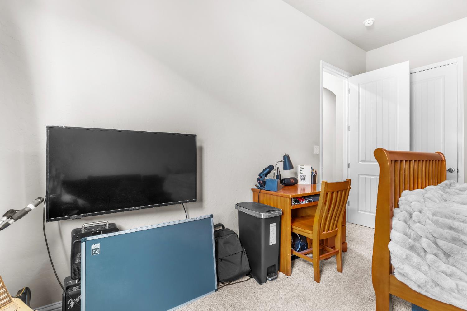 2785 N Armstrong Avenue, Fresno, CA, 93727