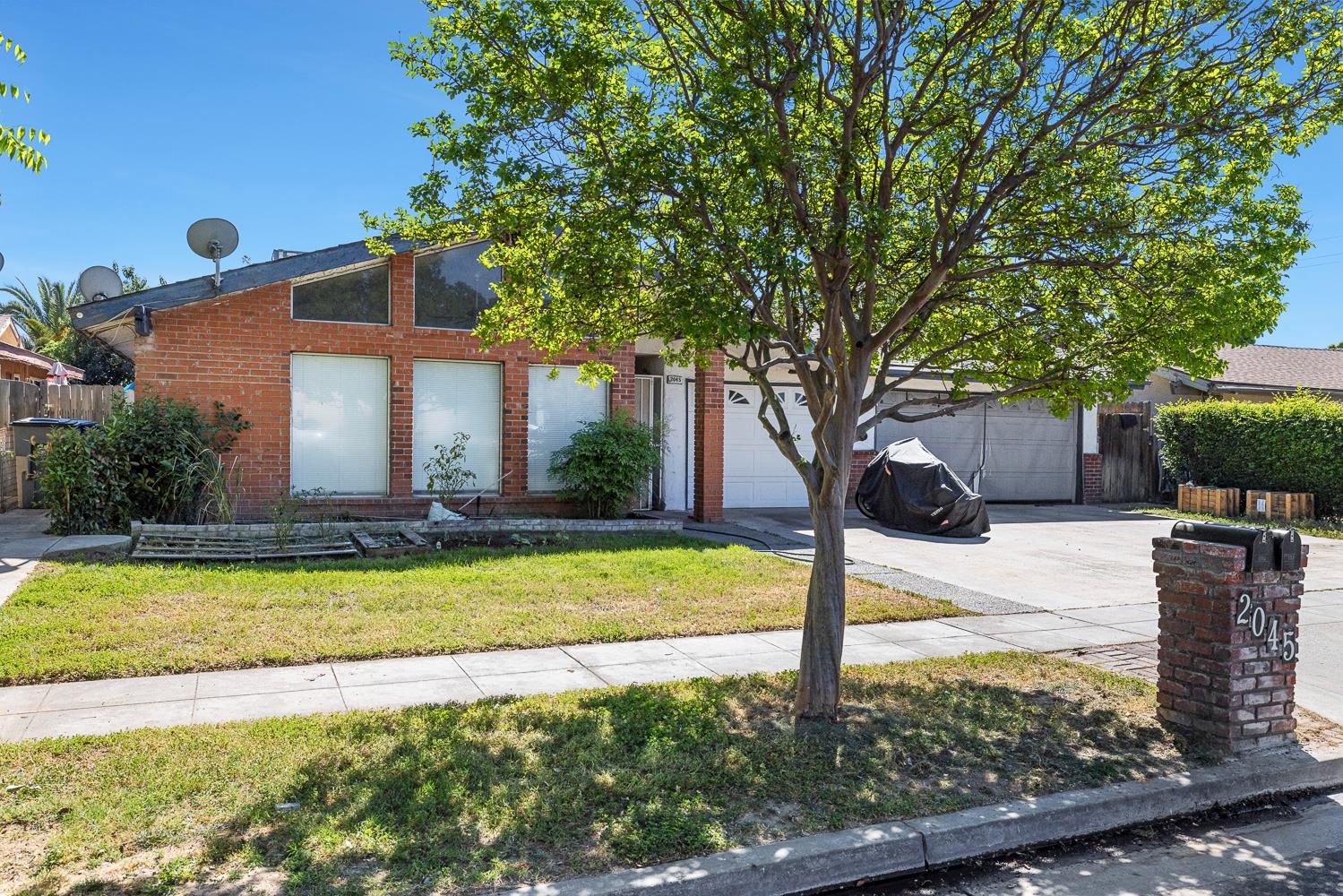 Duplex in Fresno - photo 3