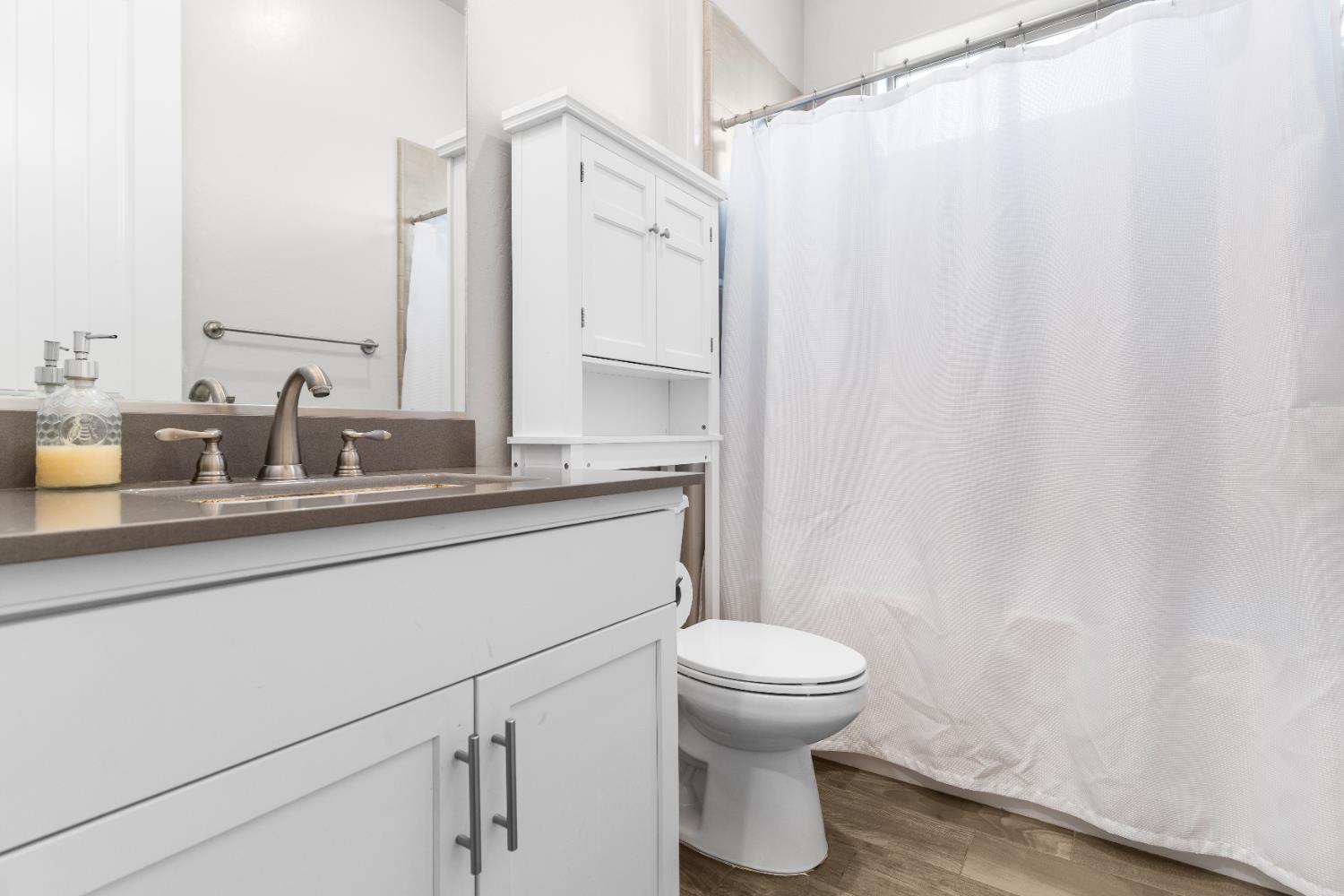 2785 N Armstrong Avenue, Fresno, CA, 93727