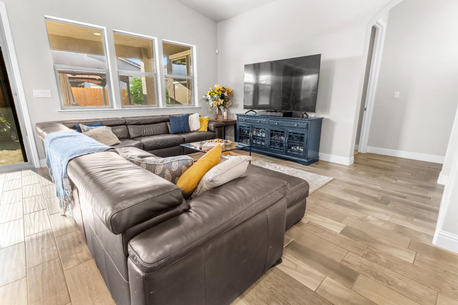 2785 N Armstrong Avenue, Fresno, CA, 93727