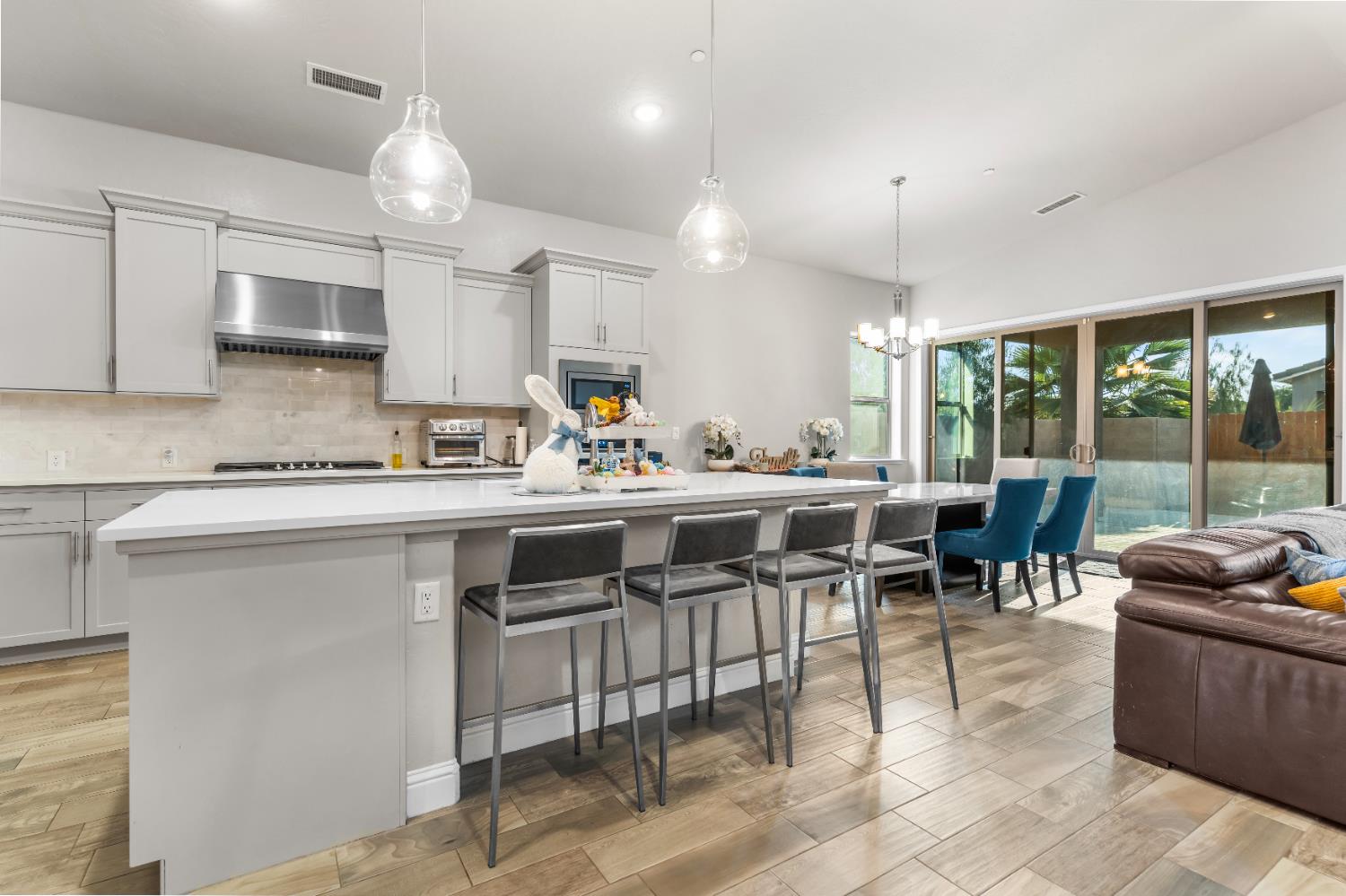 2785 N Armstrong Avenue, Fresno, CA, 93727