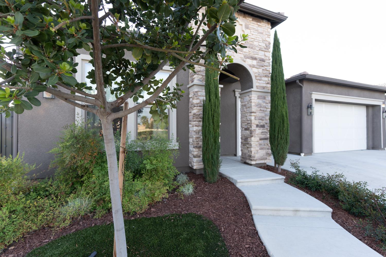 2785 N Armstrong Avenue, Fresno, CA, 93727