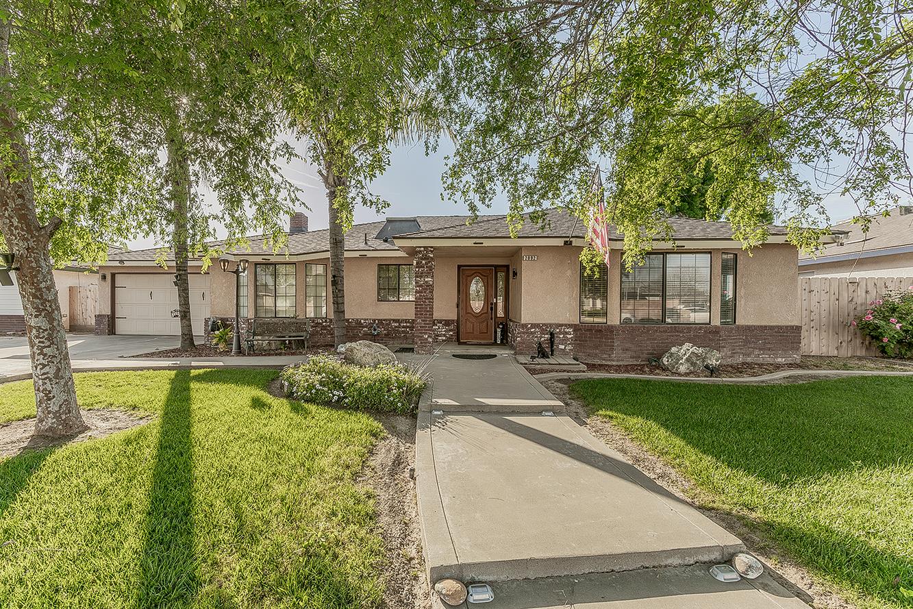 Single Family in Hanford - main photo