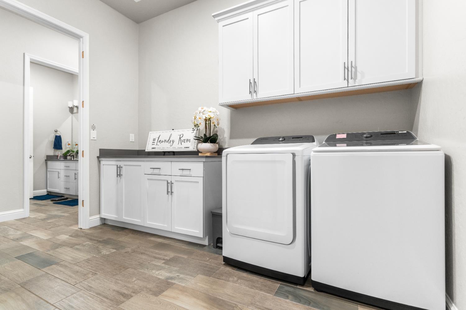 2785 N Armstrong Avenue, Fresno, CA, 93727