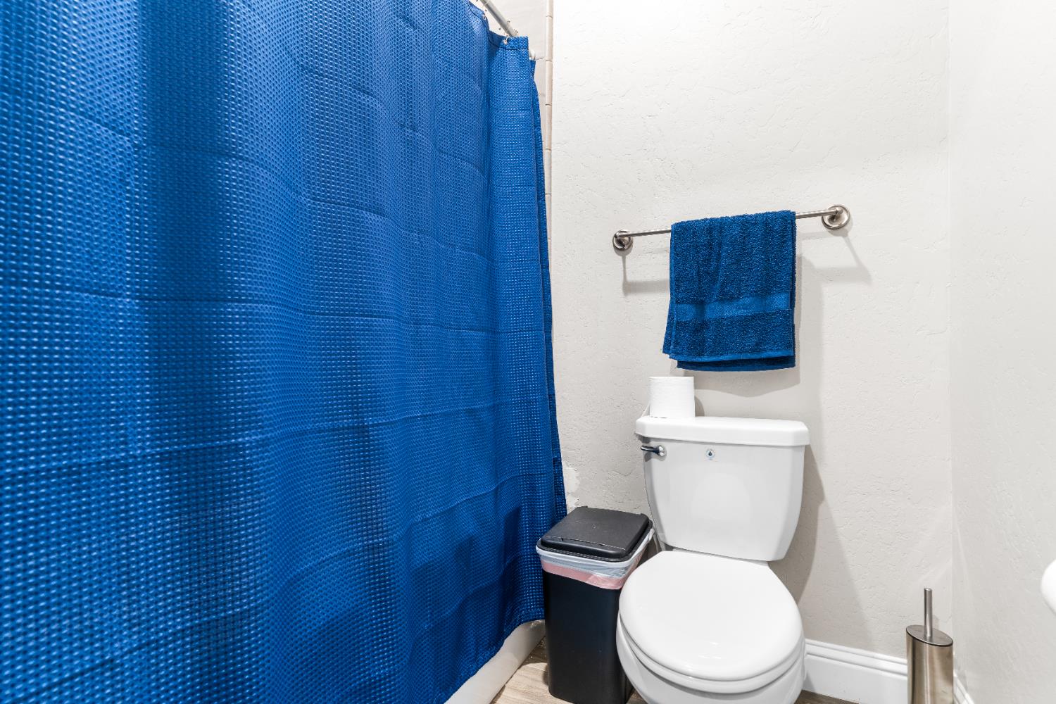 2785 N Armstrong Avenue, Fresno, CA, 93727