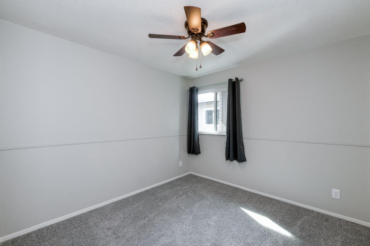 1314 Ezie Avenue, Clovis, CA, 93611