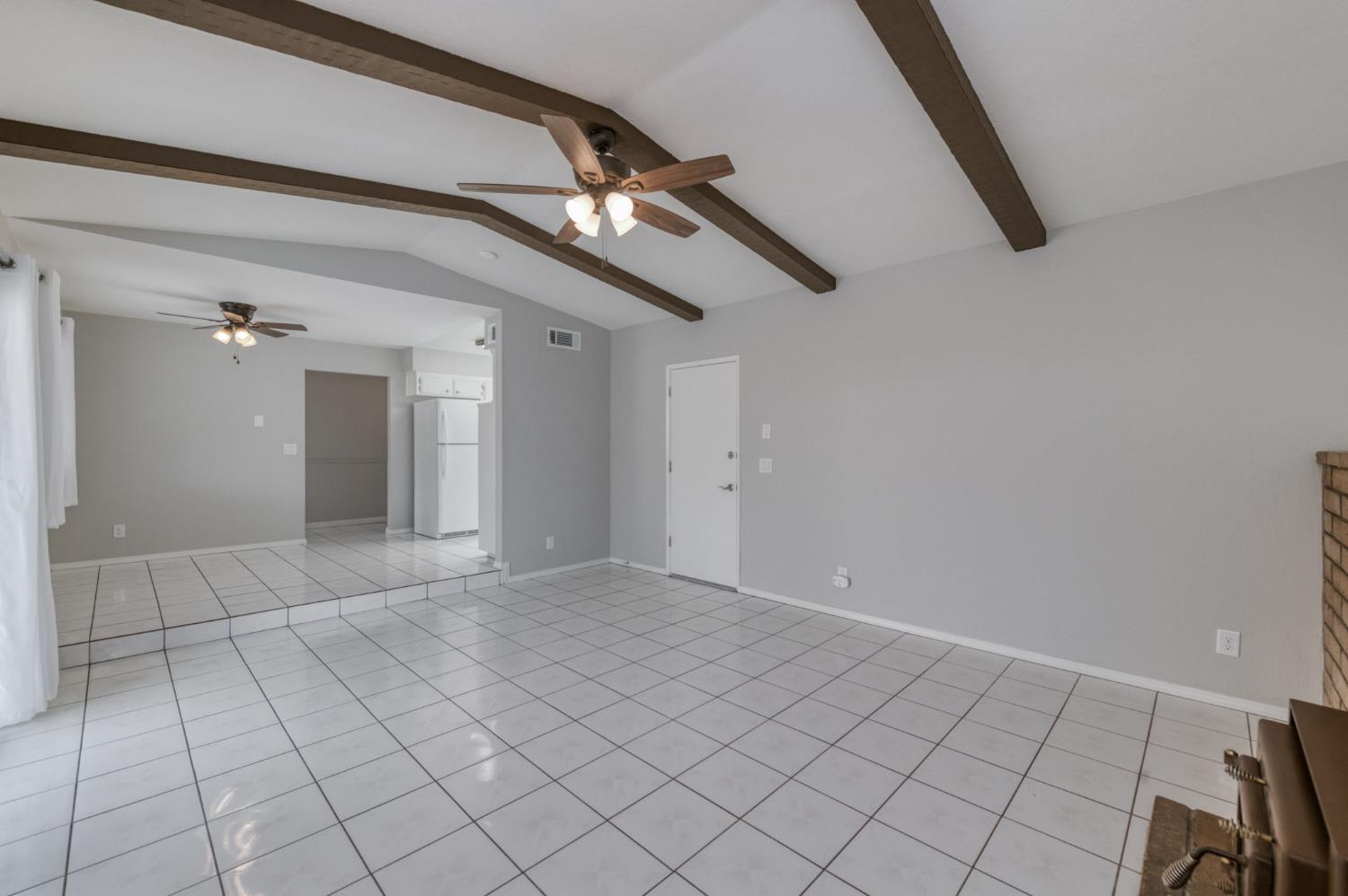 1314 Ezie Avenue, Clovis, CA, 93611