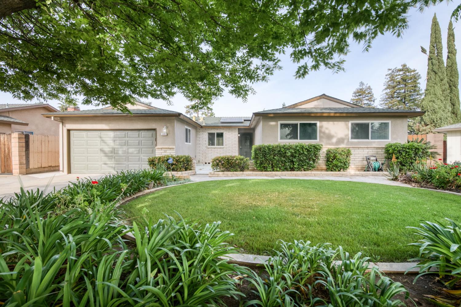 1314 Ezie Avenue, Clovis, CA, 93611
