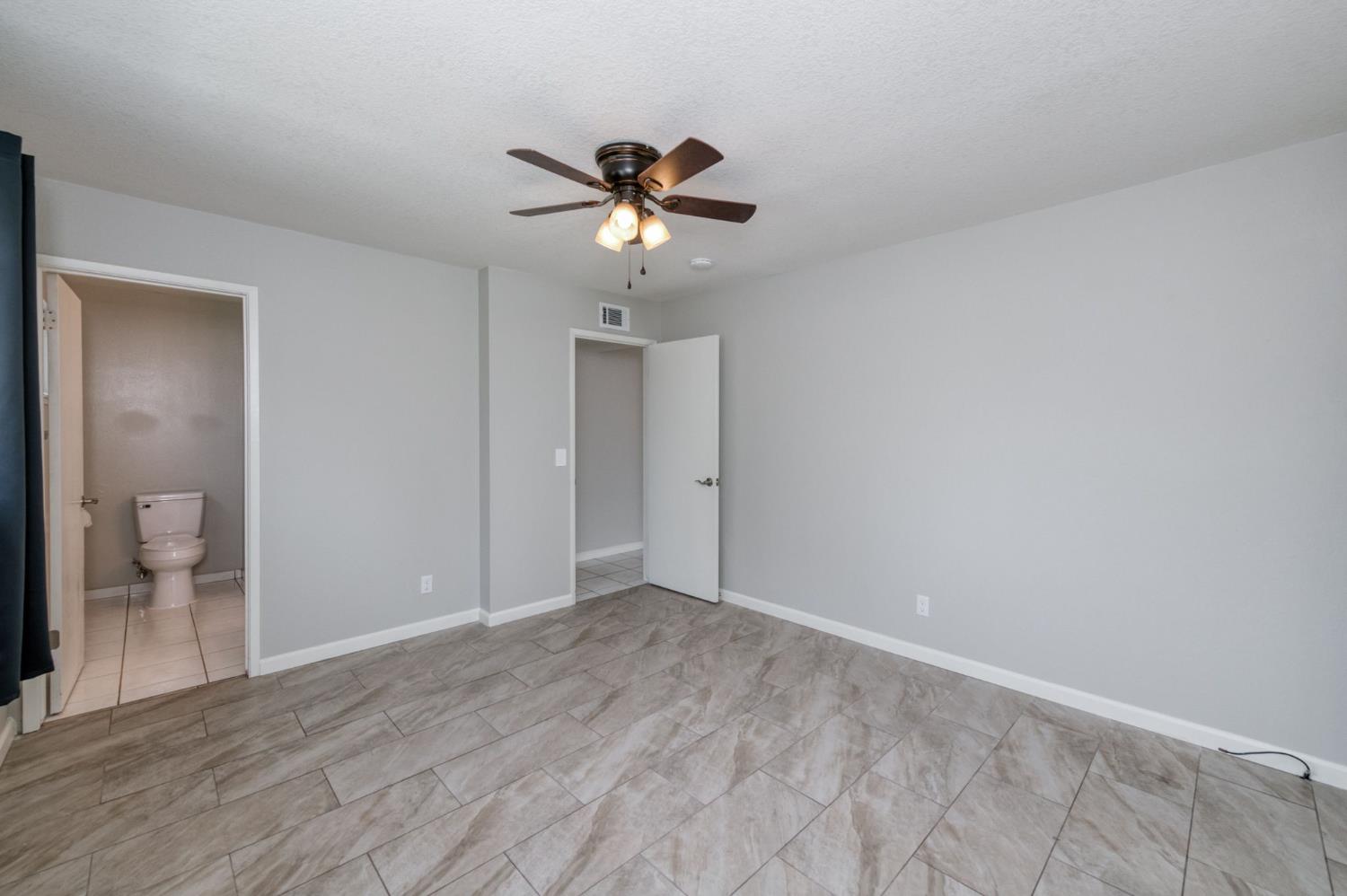 1314 Ezie Avenue, Clovis, CA, 93611