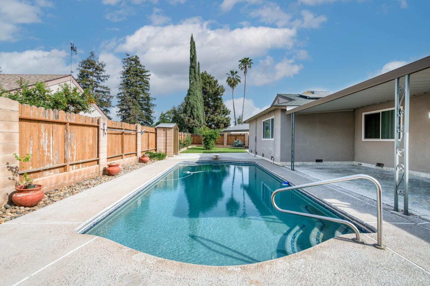 1314 Ezie Avenue, Clovis, CA, 93611