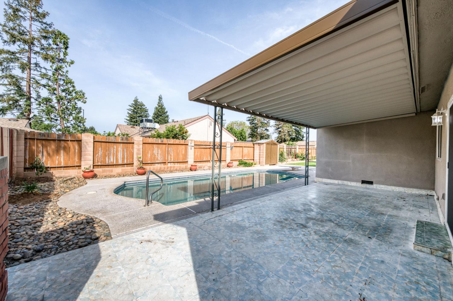 1314 Ezie Avenue, Clovis, CA, 93611