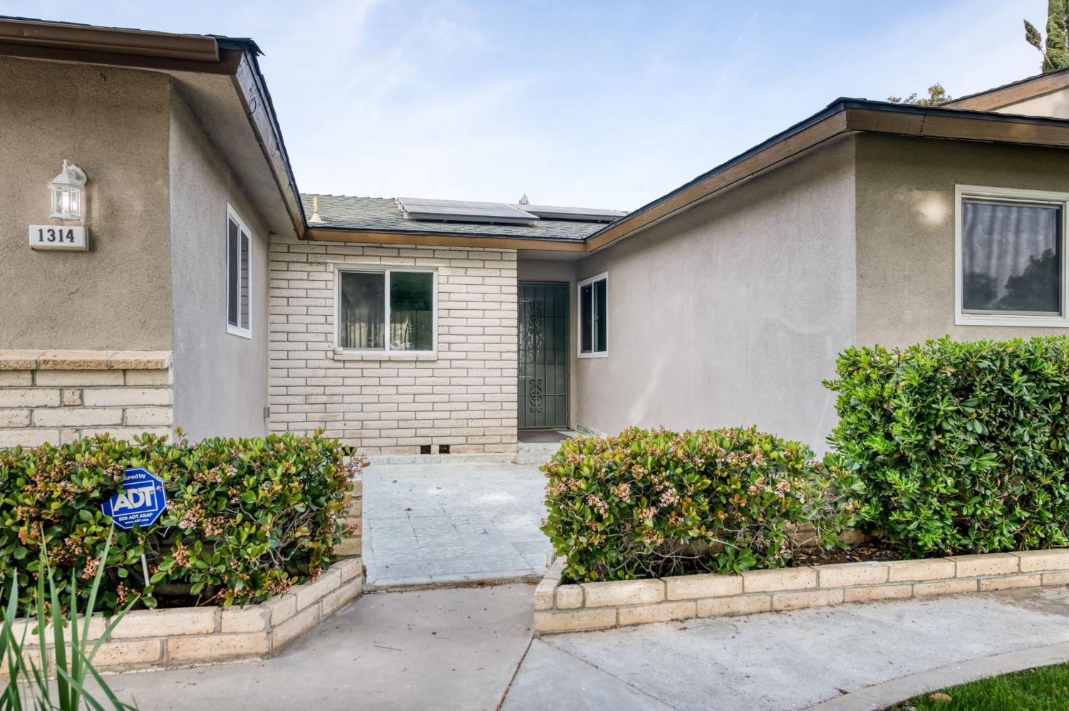 1314 Ezie Avenue, Clovis, CA, 93611