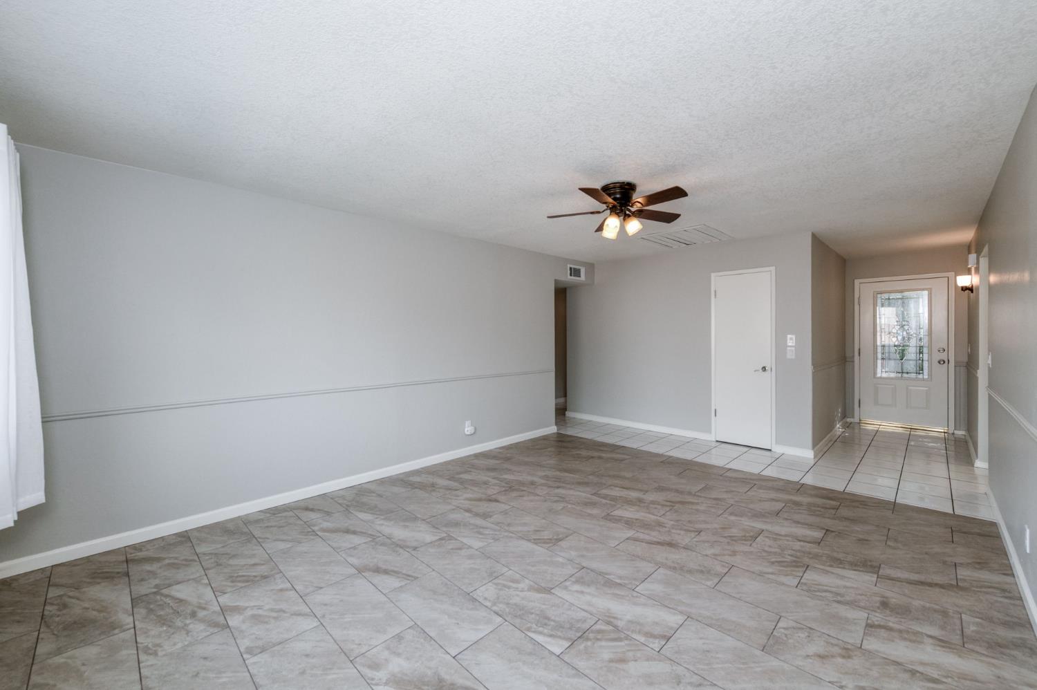 1314 Ezie Avenue, Clovis, CA, 93611