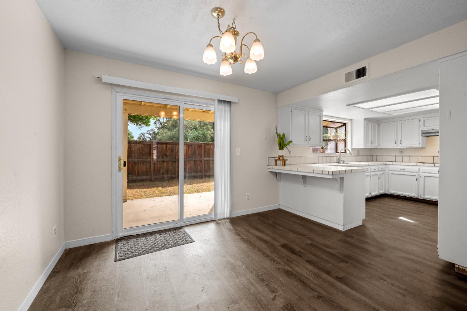 4727 E Alamos Avenue UNIT&nbsp;106A, Fresno, CA, 93726