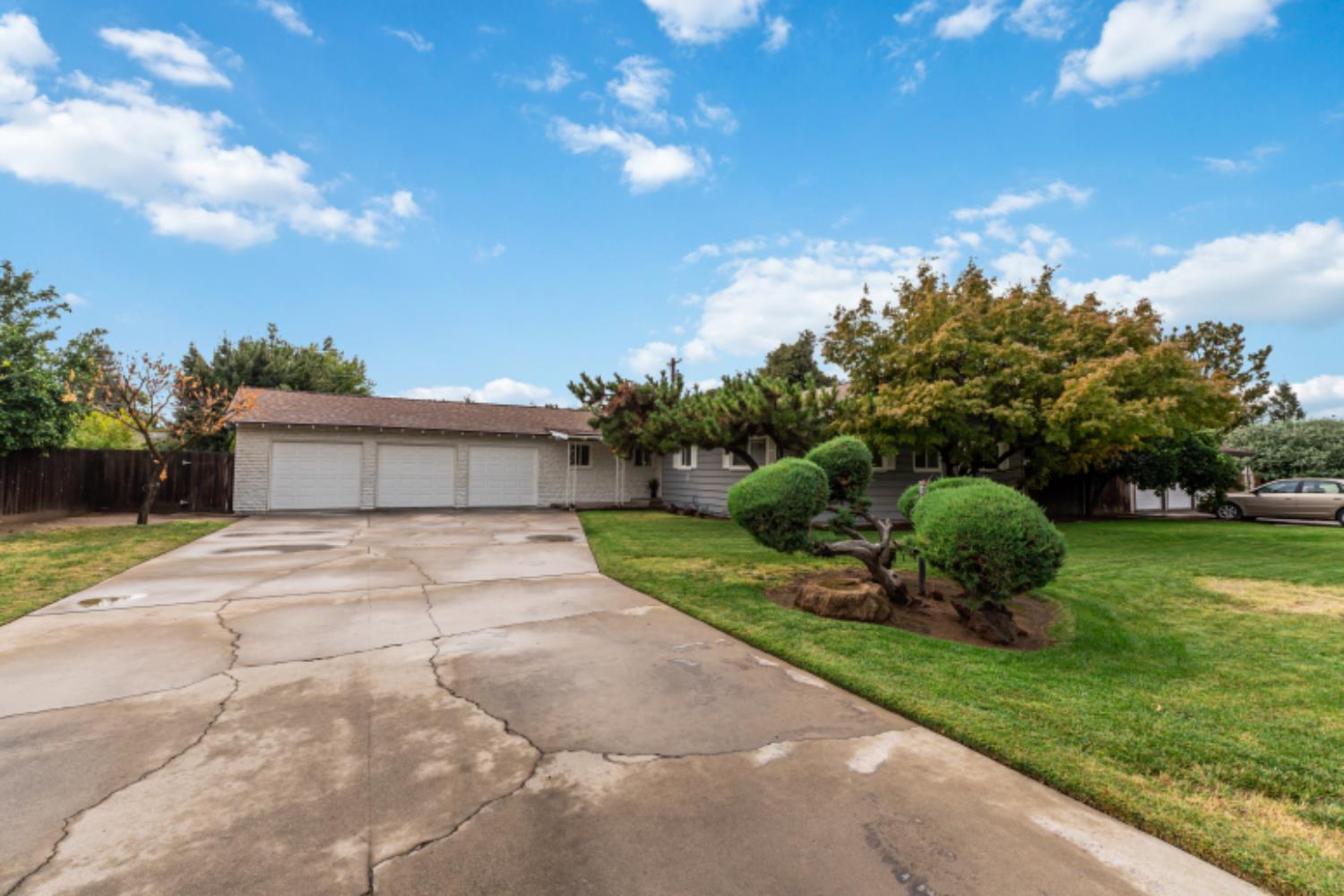 2065 N Wagon Lane, Clovis, CA, 93619