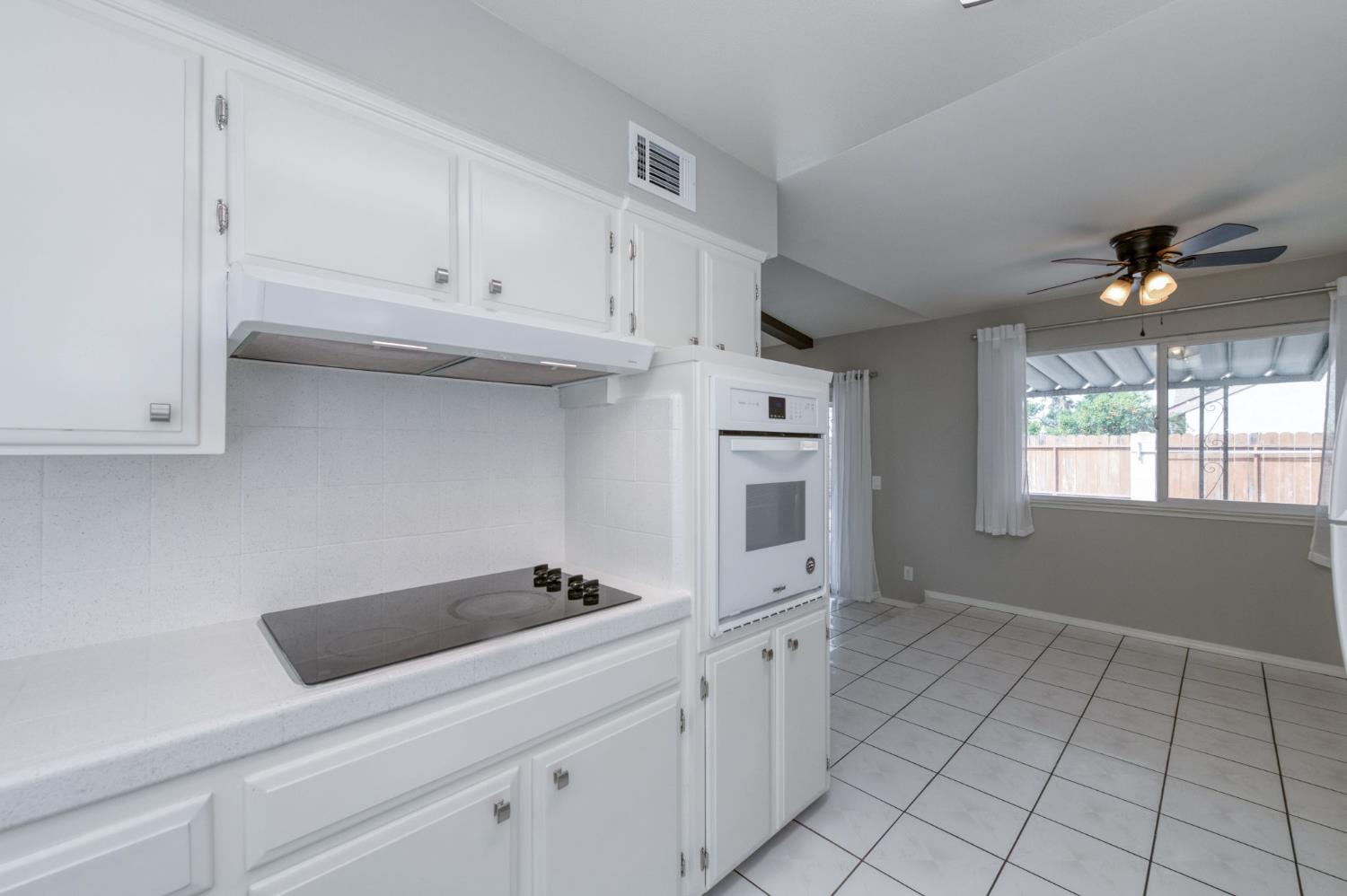 1314 Ezie Avenue, Clovis, CA, 93611