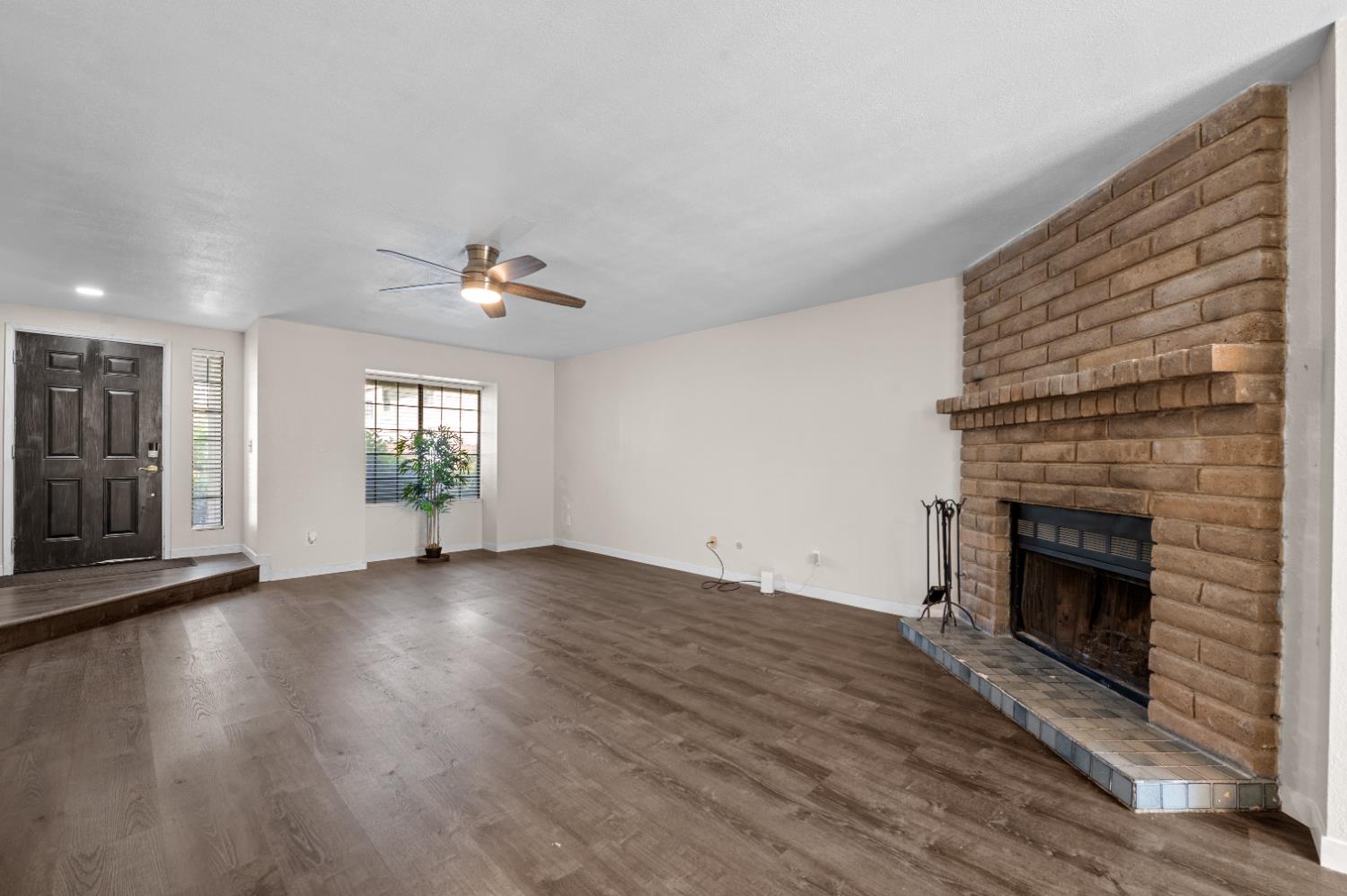 4727 E Alamos Avenue UNIT&nbsp;106A, Fresno, CA, 93726
