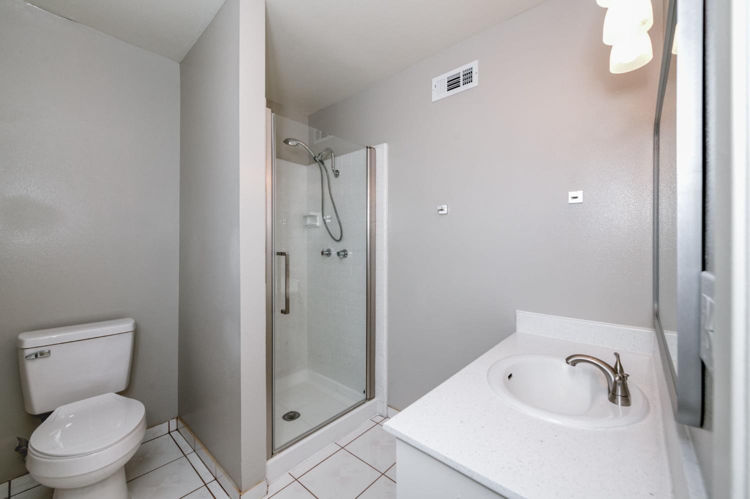 1314 Ezie Avenue, Clovis, CA, 93611