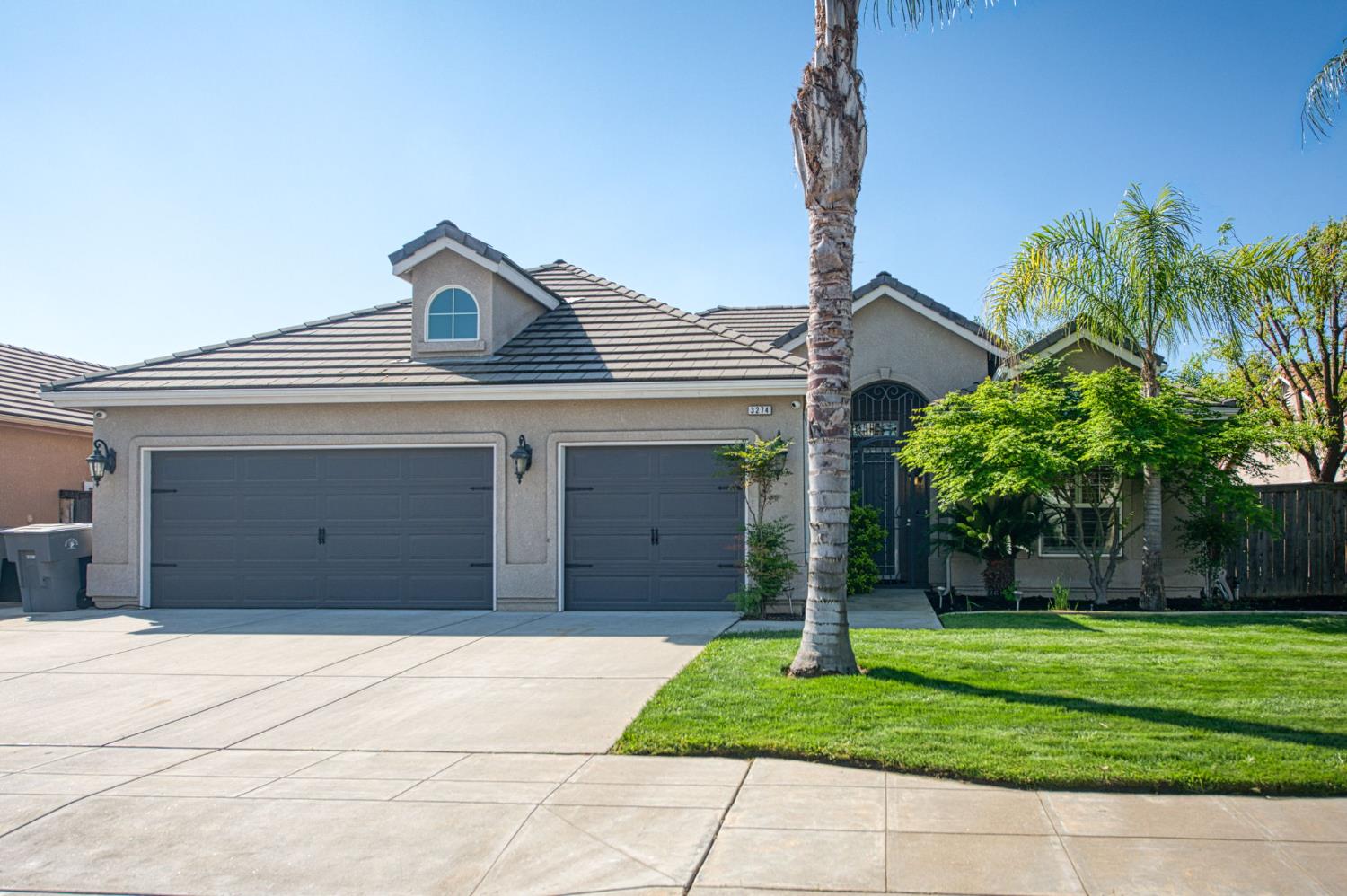 Single Family in Clovis - photo 2