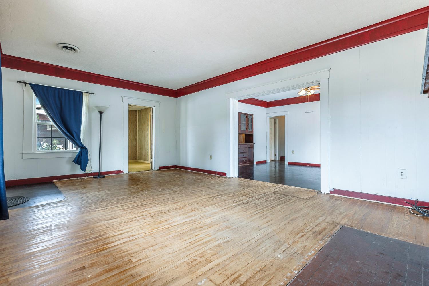 3153 E Kerckhoff Avenue, Fresno, CA, 93702