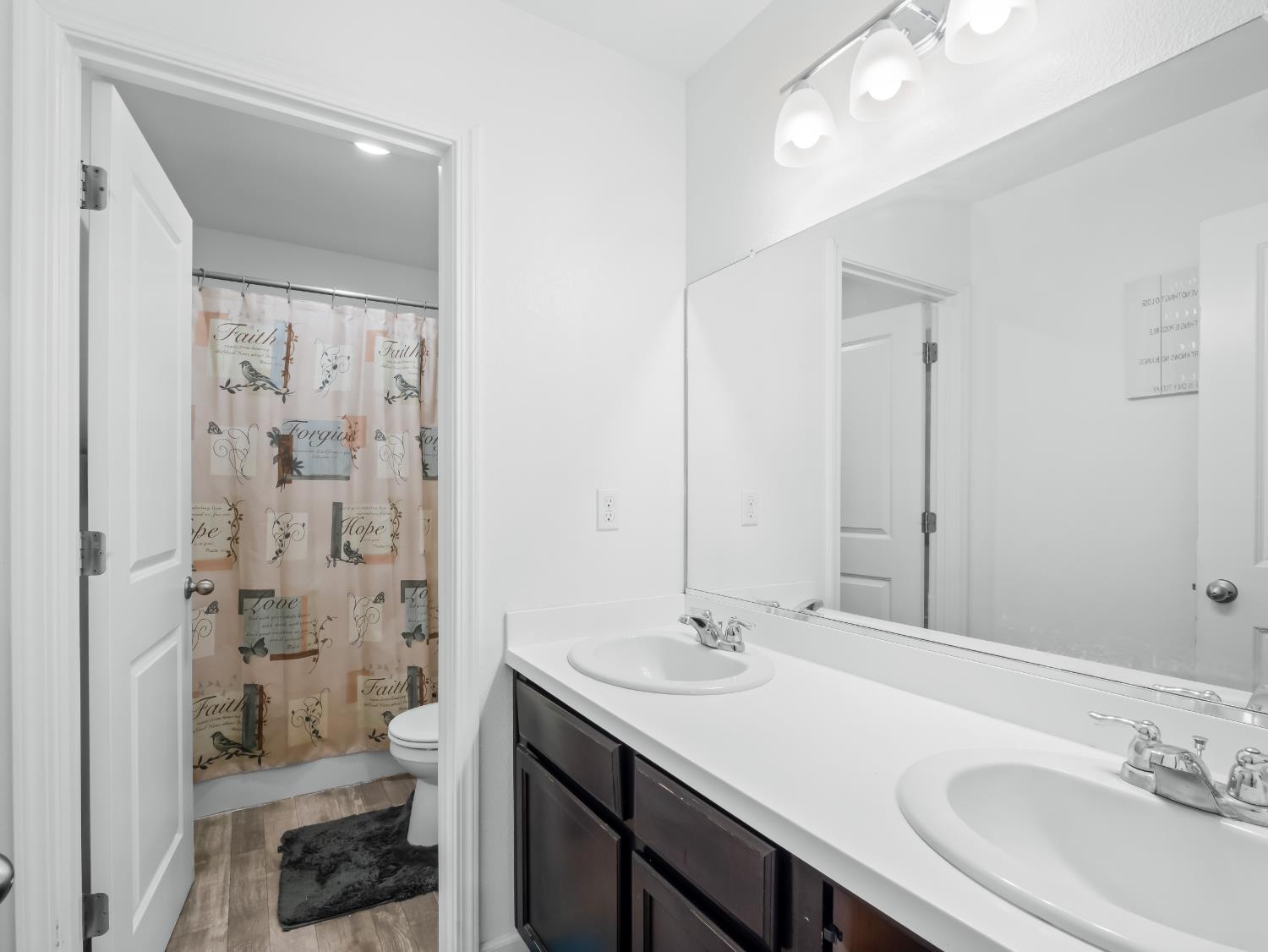 3637 N Mccaffrey Avenue, Fresno, CA, 93722