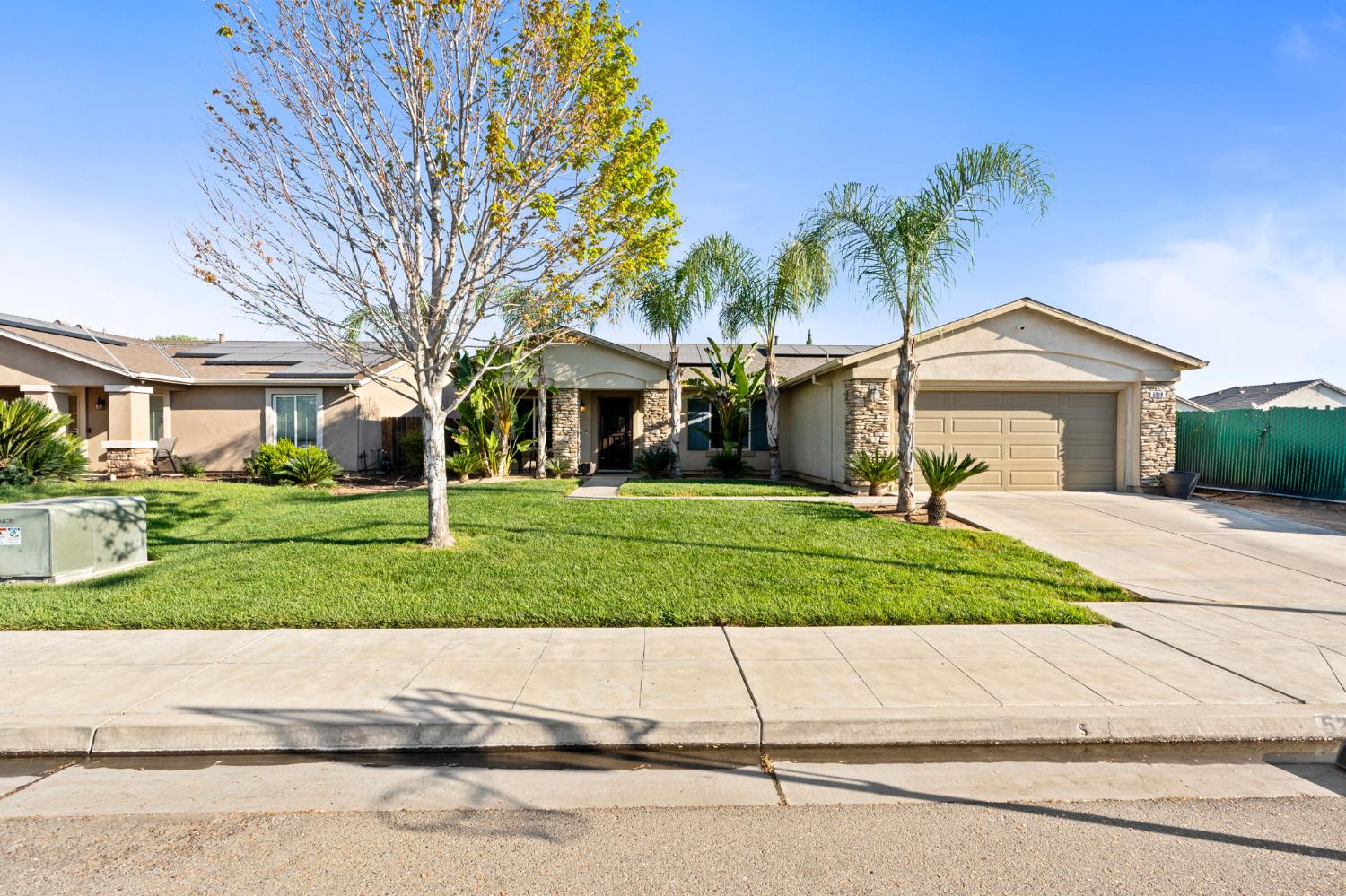 Single Family in Fresno - main photo