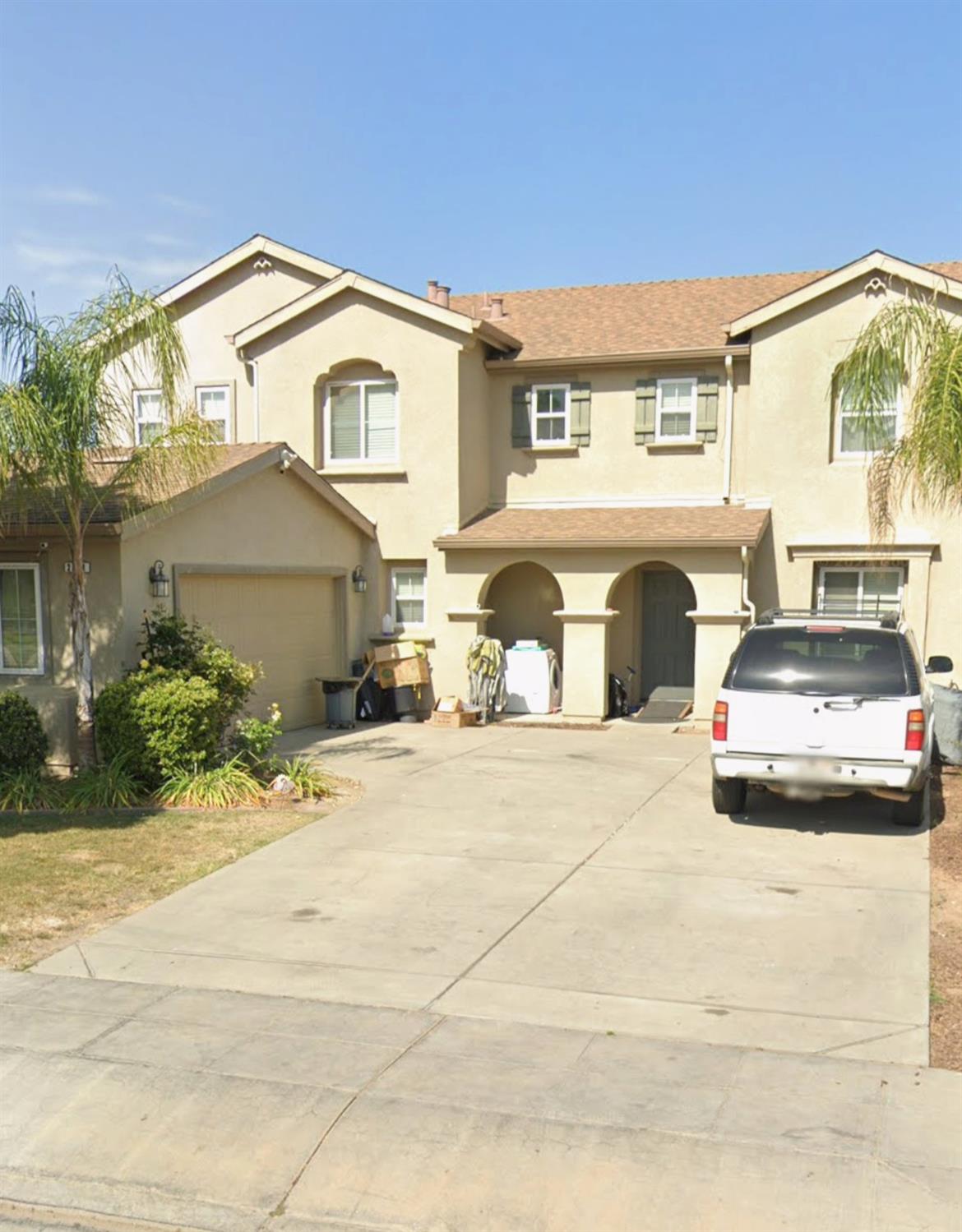 Single Family in Fresno - main photo