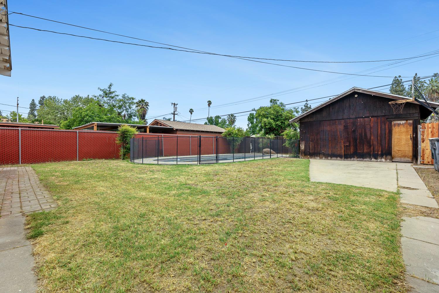 3153 E Kerckhoff Avenue, Fresno, CA, 93702
