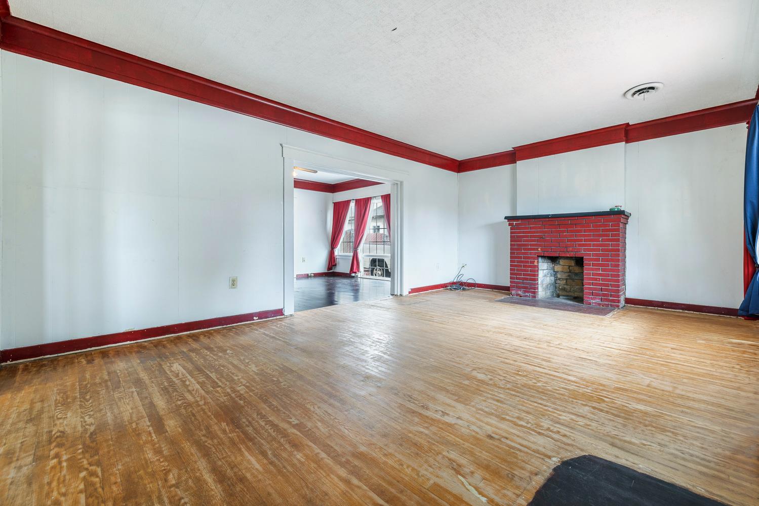 3153 E Kerckhoff Avenue, Fresno, CA, 93702