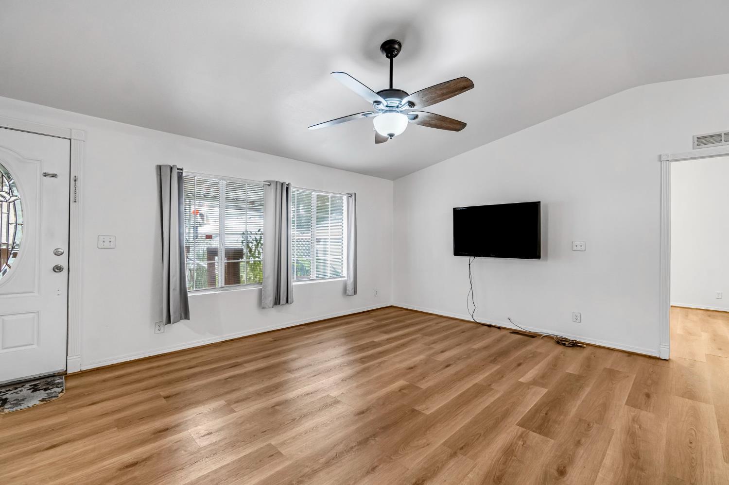 1218 E Cleveland Avenue UNIT&nbsp;142, Madera, CA, 93638