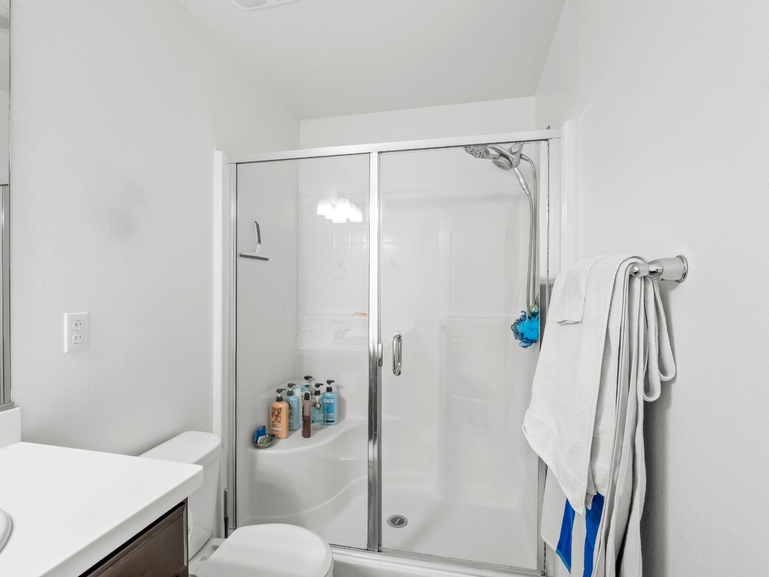 3637 N Mccaffrey Avenue, Fresno, CA, 93722