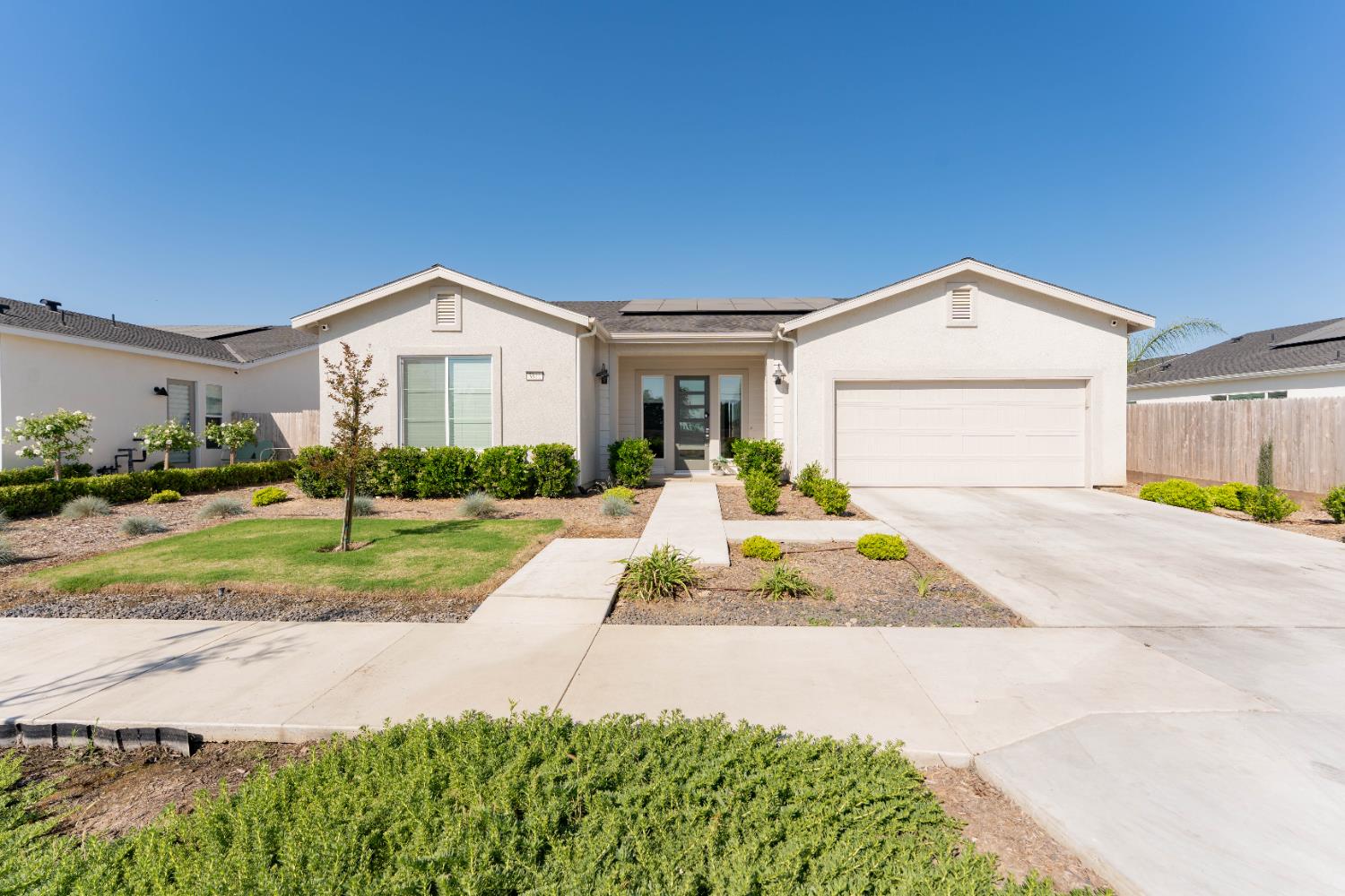 Single Family in Visalia - main photo