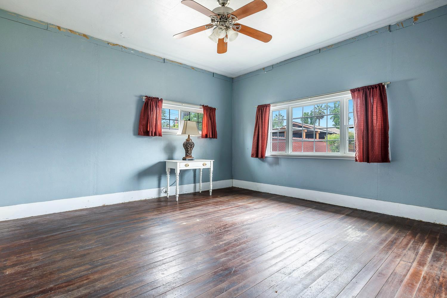 3153 E Kerckhoff Avenue, Fresno, CA, 93702