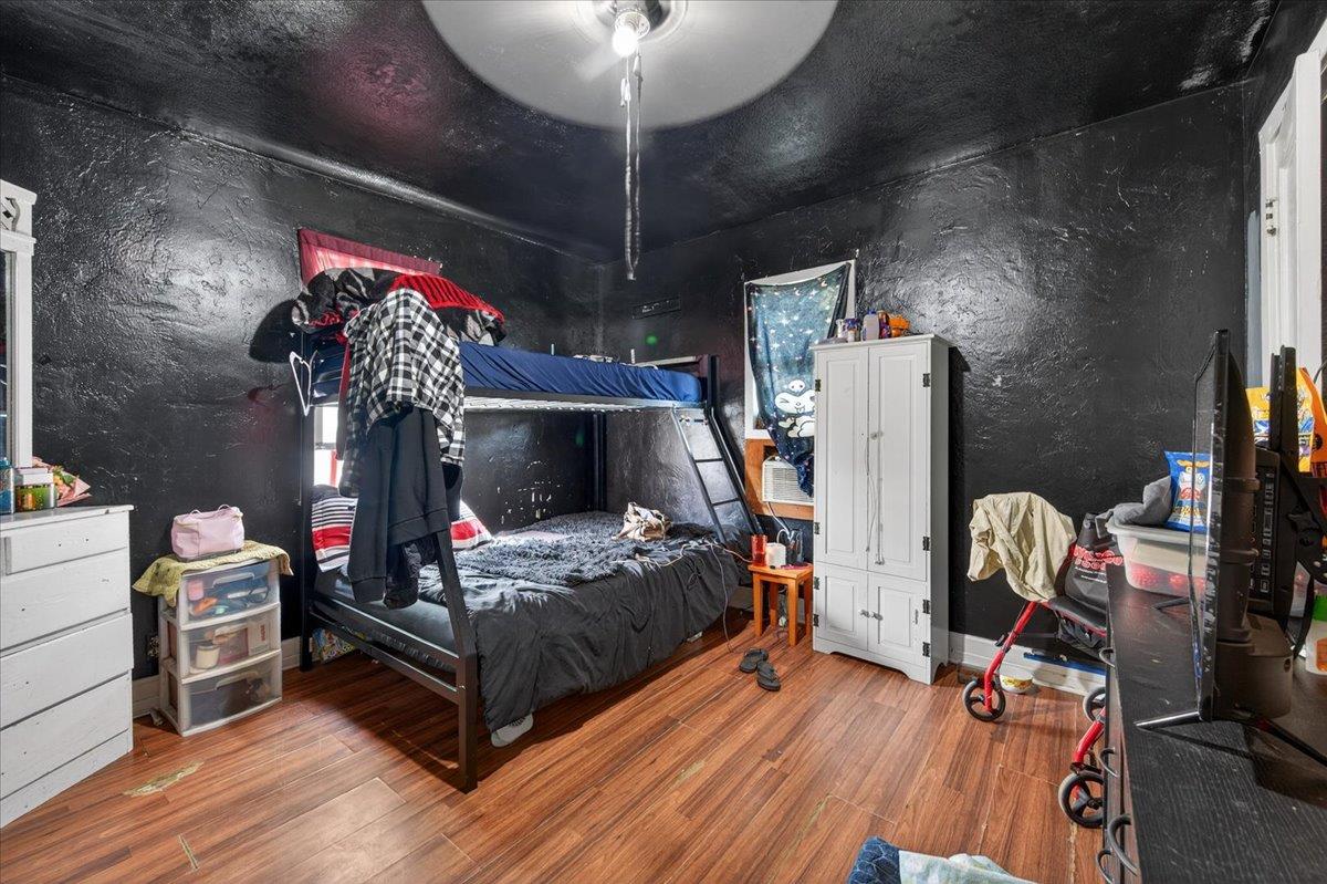 1328 E Fedora Avenue, Fresno, CA, 93704