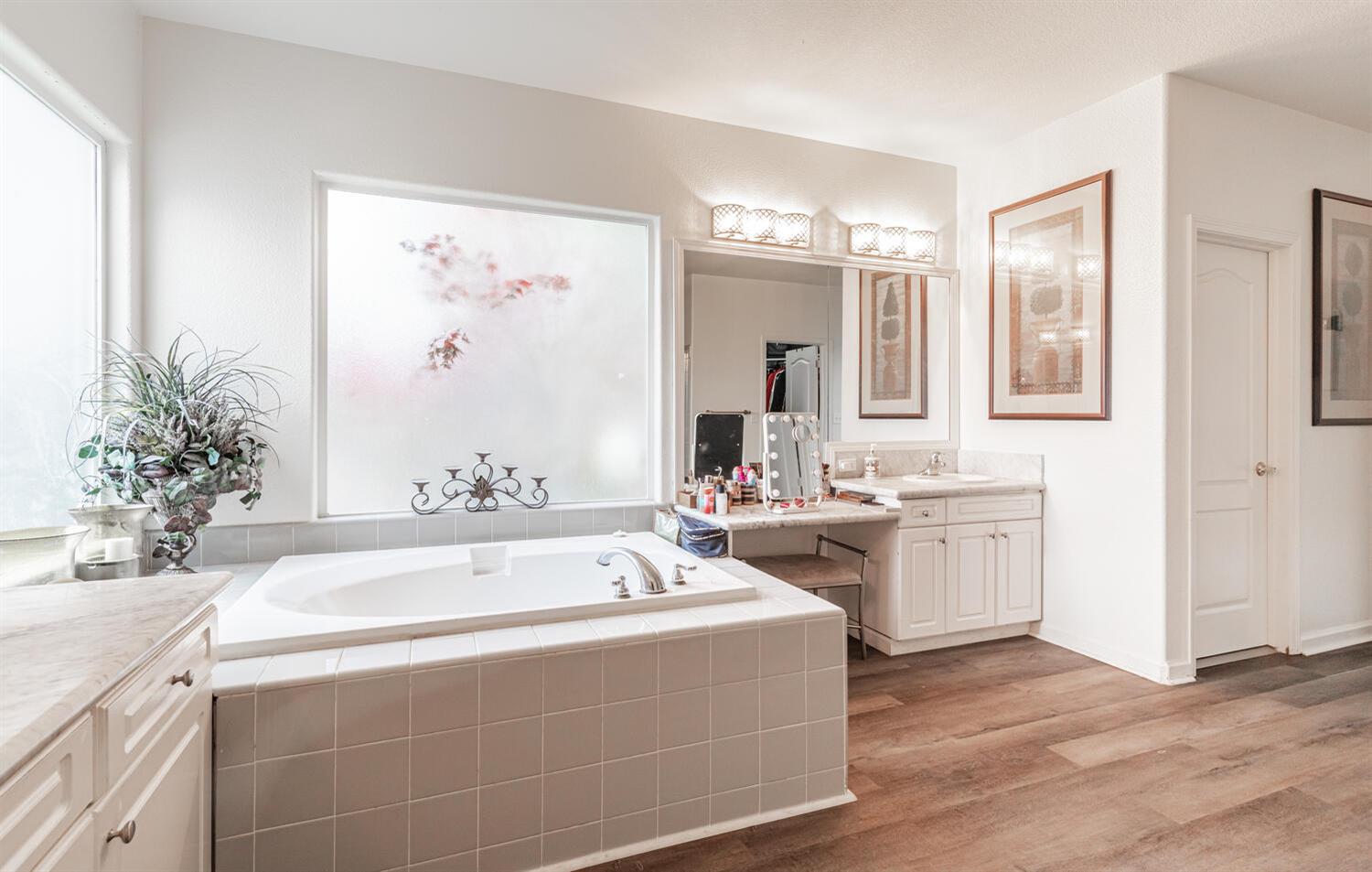 2170 W Beechwood Avenue, Fresno, CA, 93711